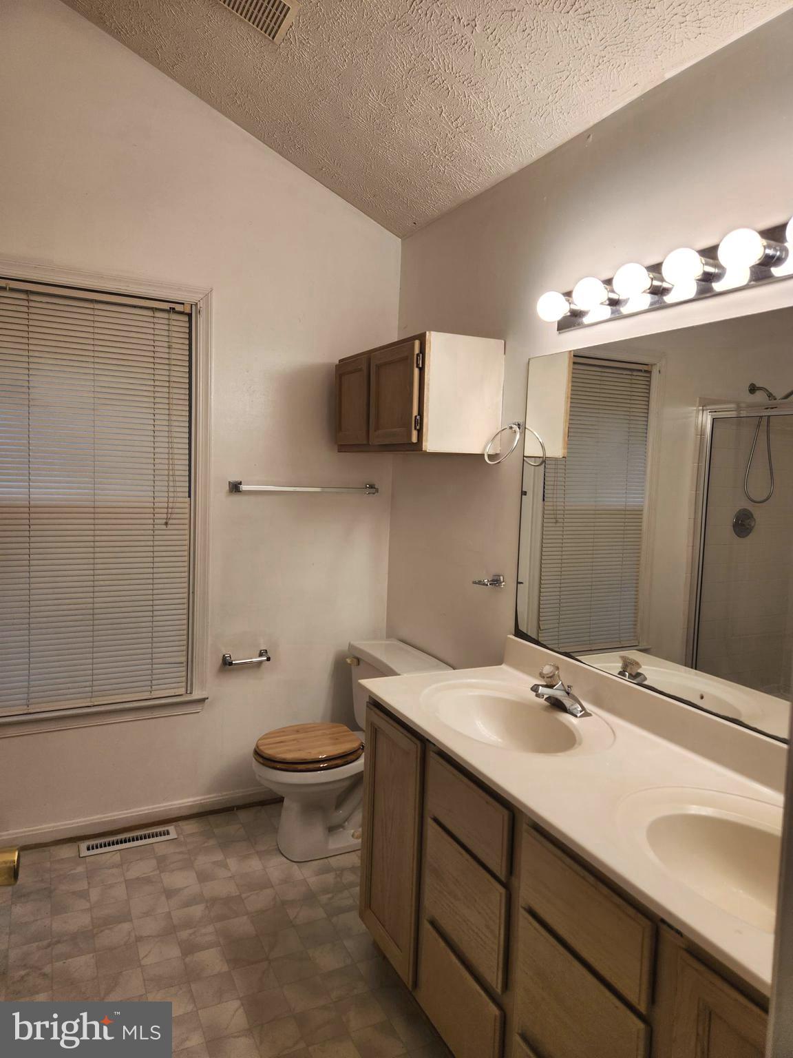 HAYDEN GREEN - Residential Lease