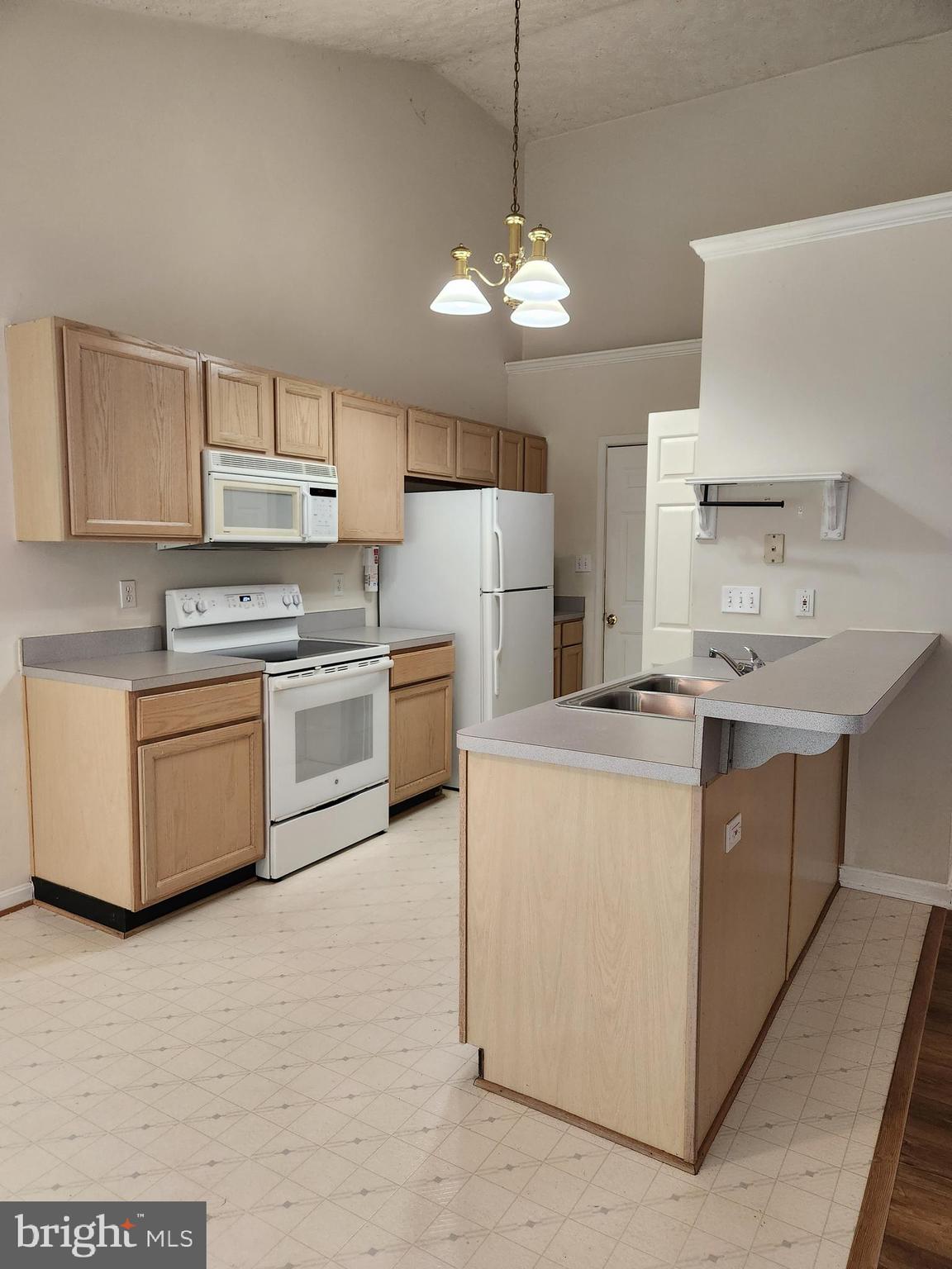 HAYDEN GREEN - Residential Lease