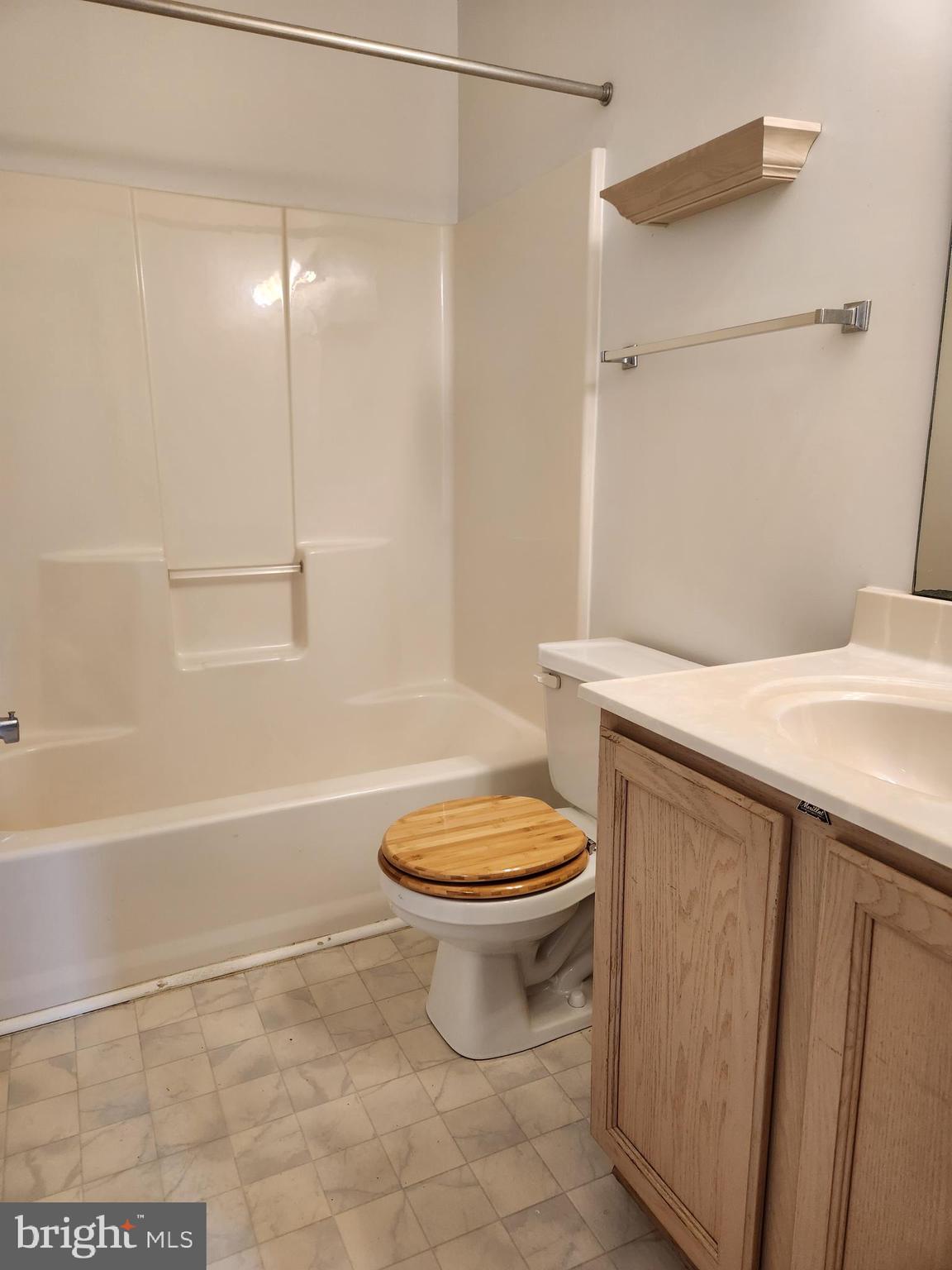 HAYDEN GREEN - Residential Lease