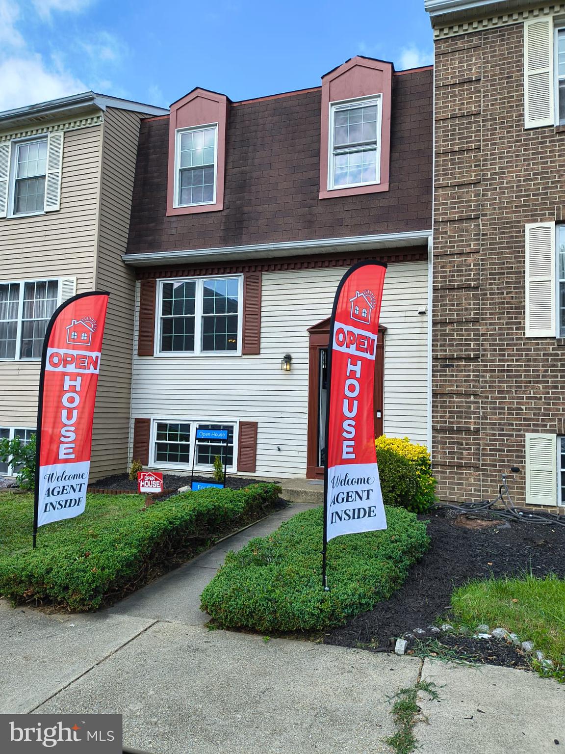 *Due to popular demand and strong interest, the owners will be reviewing all offers on Thursday, August 21th at 5:00 PM.* Please ensure that your clients submit their highest and best offers by the deadline.)
Located in the peaceful community of Kettering, this beautifully upgraded 3-level townhouse is move-in ready and waiting for your personal touch. Featuring 3 bedrooms, 2 full bathrooms, and 2 half bathrooms, this home offers nearly 2,000 square feet of comfortable living space. The upgraded kitchen and bathrooms provide a modern feel, while brand new carpeting and freshly refinished deck add to the home's appeal. A complete paint job throughout, including all crown moldings, enhances the fresh, clean look. The fully finished basement is perfect for entertaining and relaxation, with a walkout level leading to the backyard. Just 4 lights away from 495, you'll enjoy quick access to major highways. Located in a beautiful neighborhood, this home is a must-see.