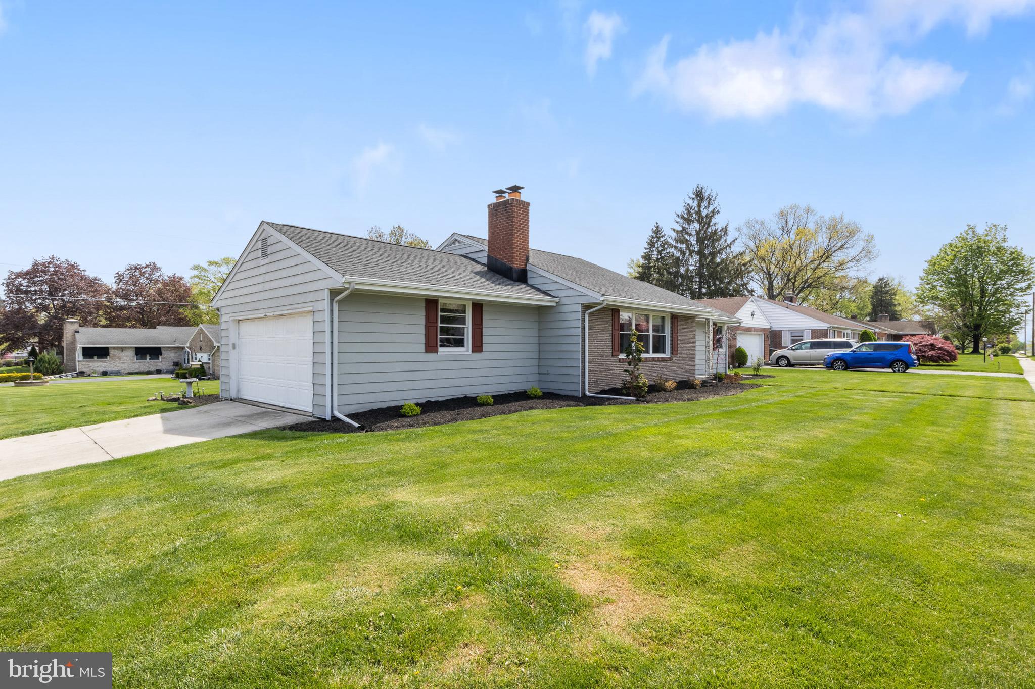 700 FAIRVIEW AVENUE