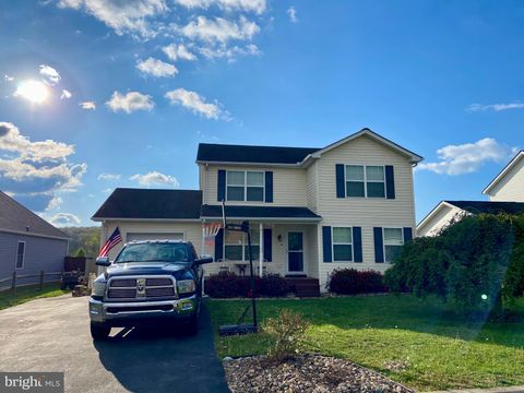 40 VILLAGE DRIVE CAPON BRIDGE WV 26711