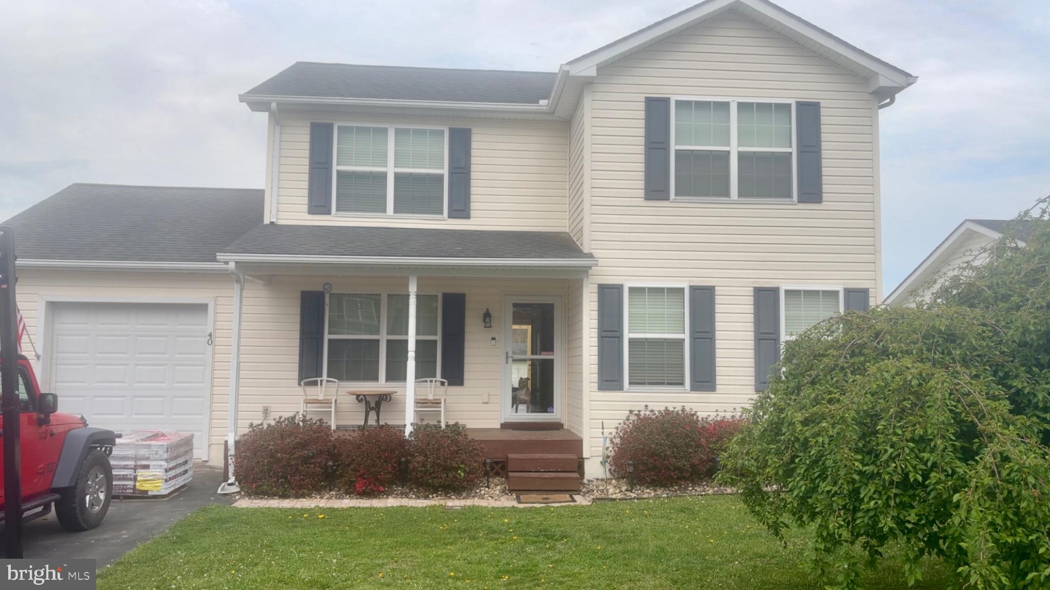 RIVERSIDE VILLAGE - Residential