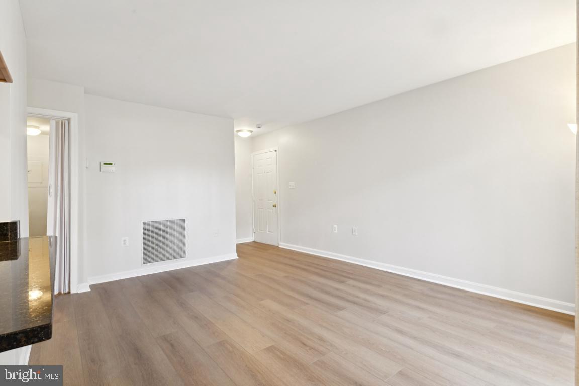 108 WESTWICK COURT 4