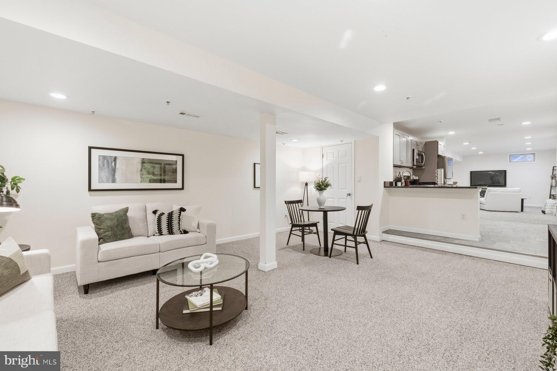 CROSS CREEK CLUB - Residential