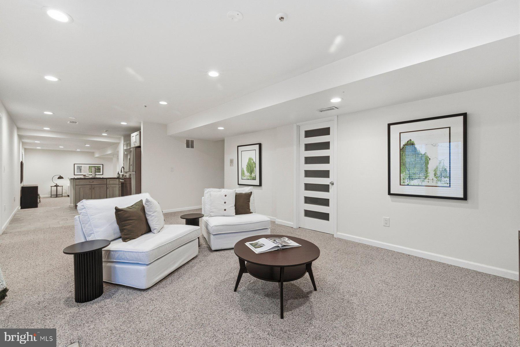 CROSS CREEK CLUB - Residential