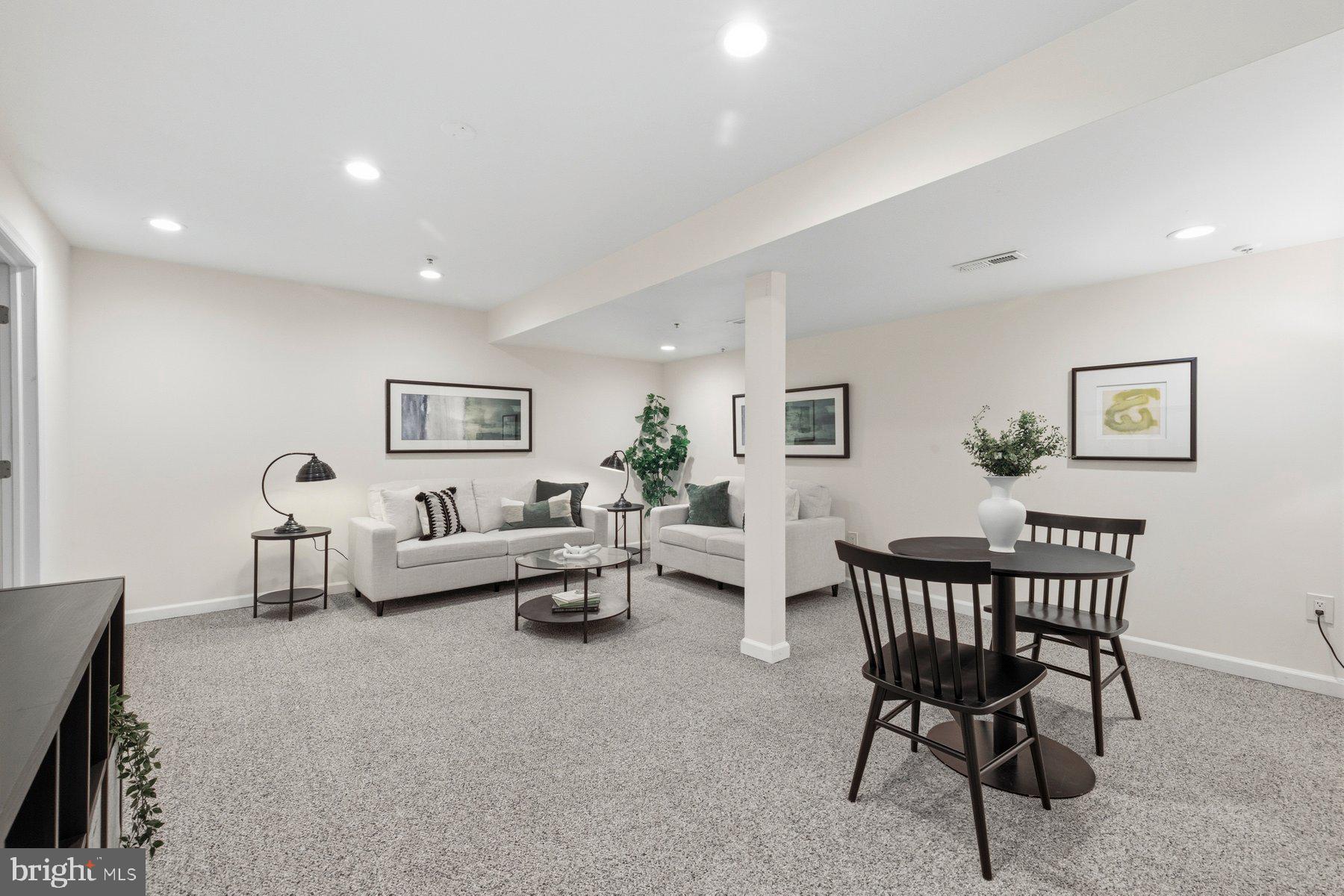 CROSS CREEK CLUB - Residential