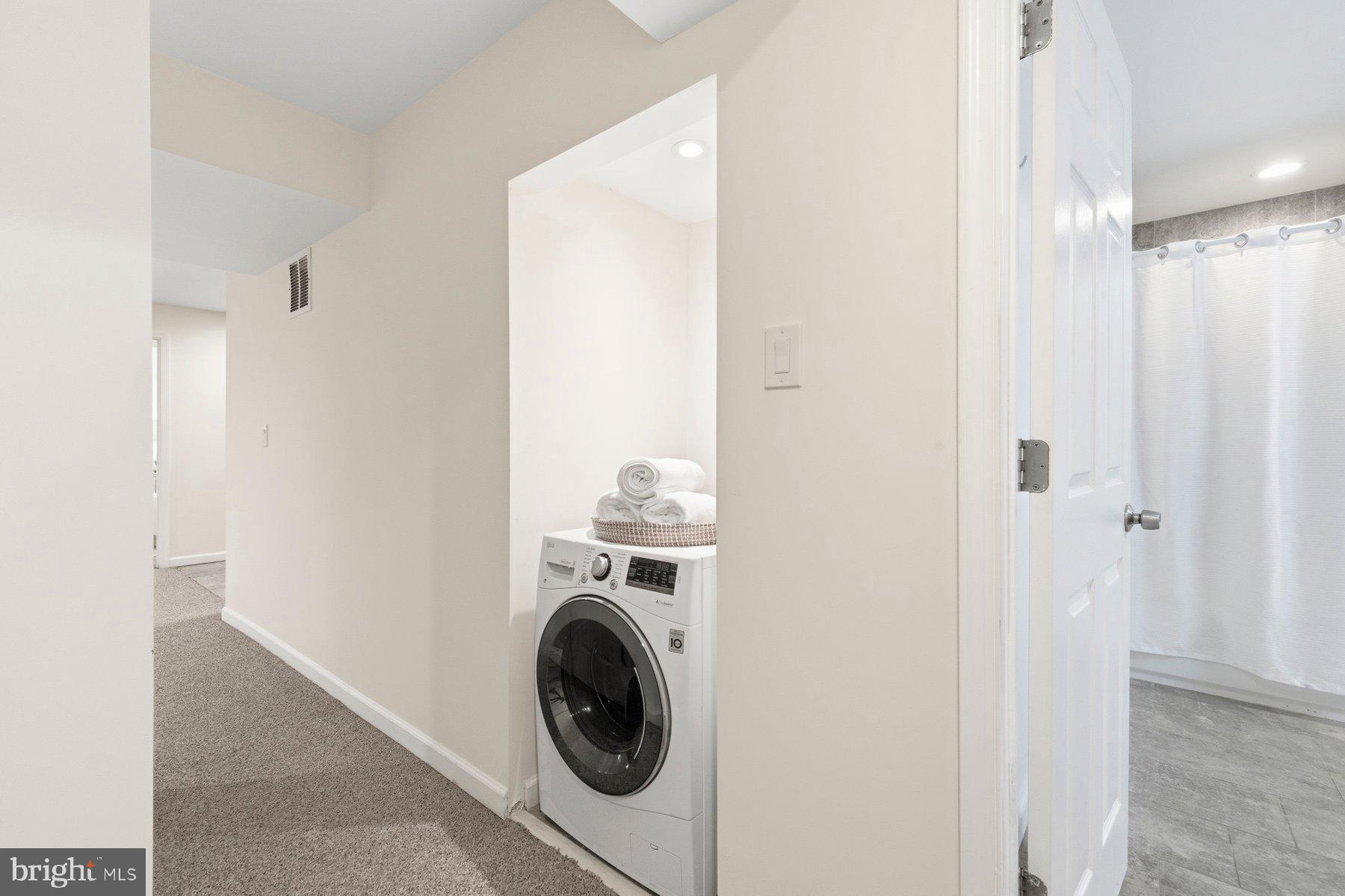 CROSS CREEK CLUB - Residential