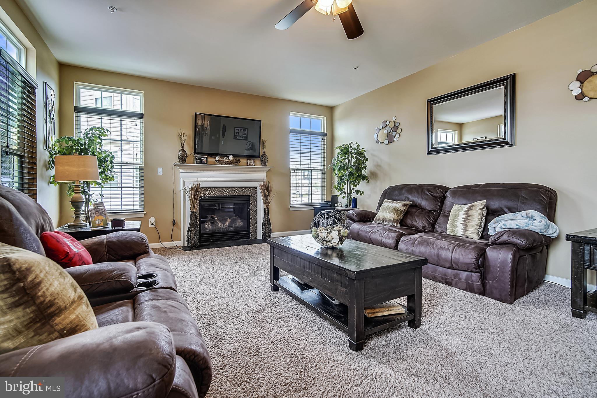 LINDEN GROVE - Residential