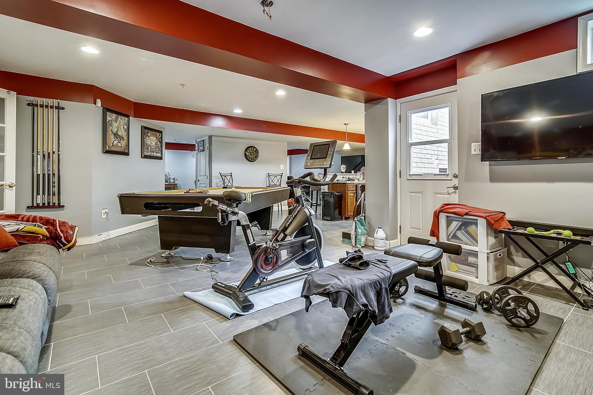 LINDEN GROVE - Residential