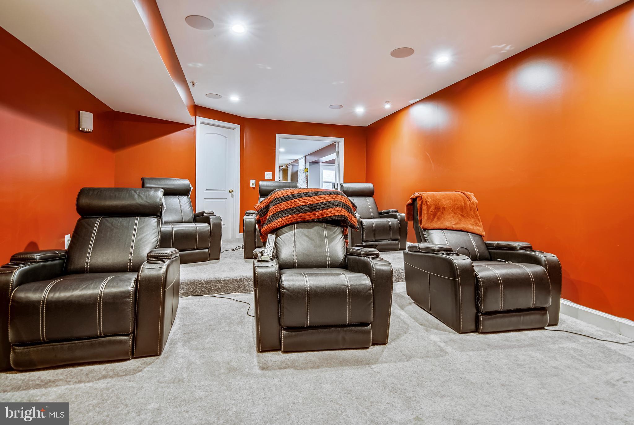 LINDEN GROVE - Residential