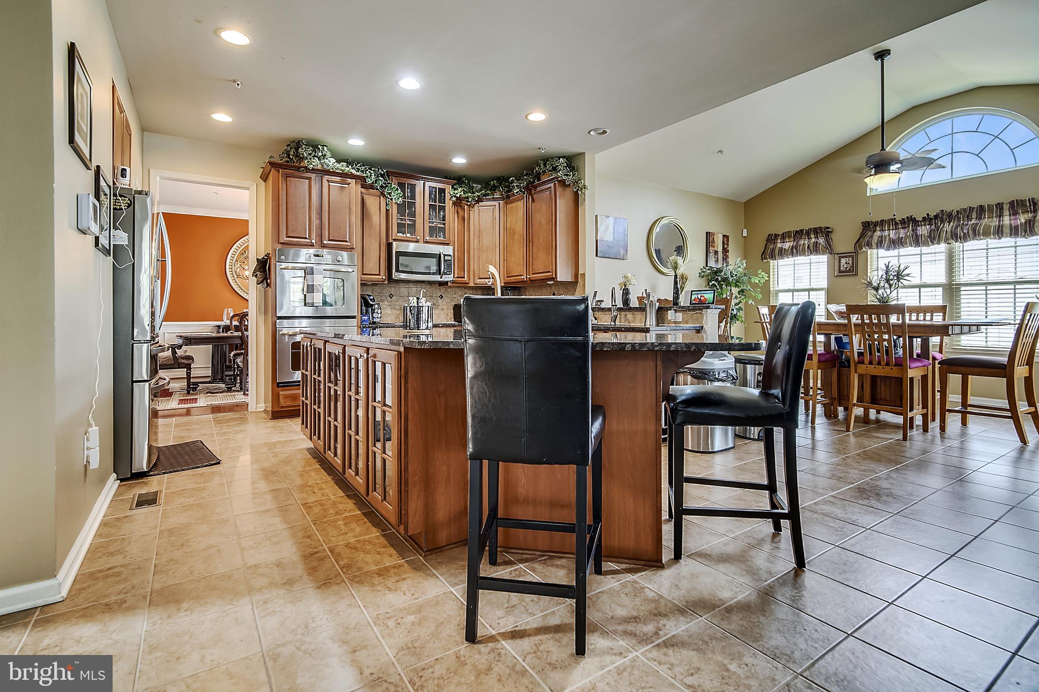 LINDEN GROVE - Residential