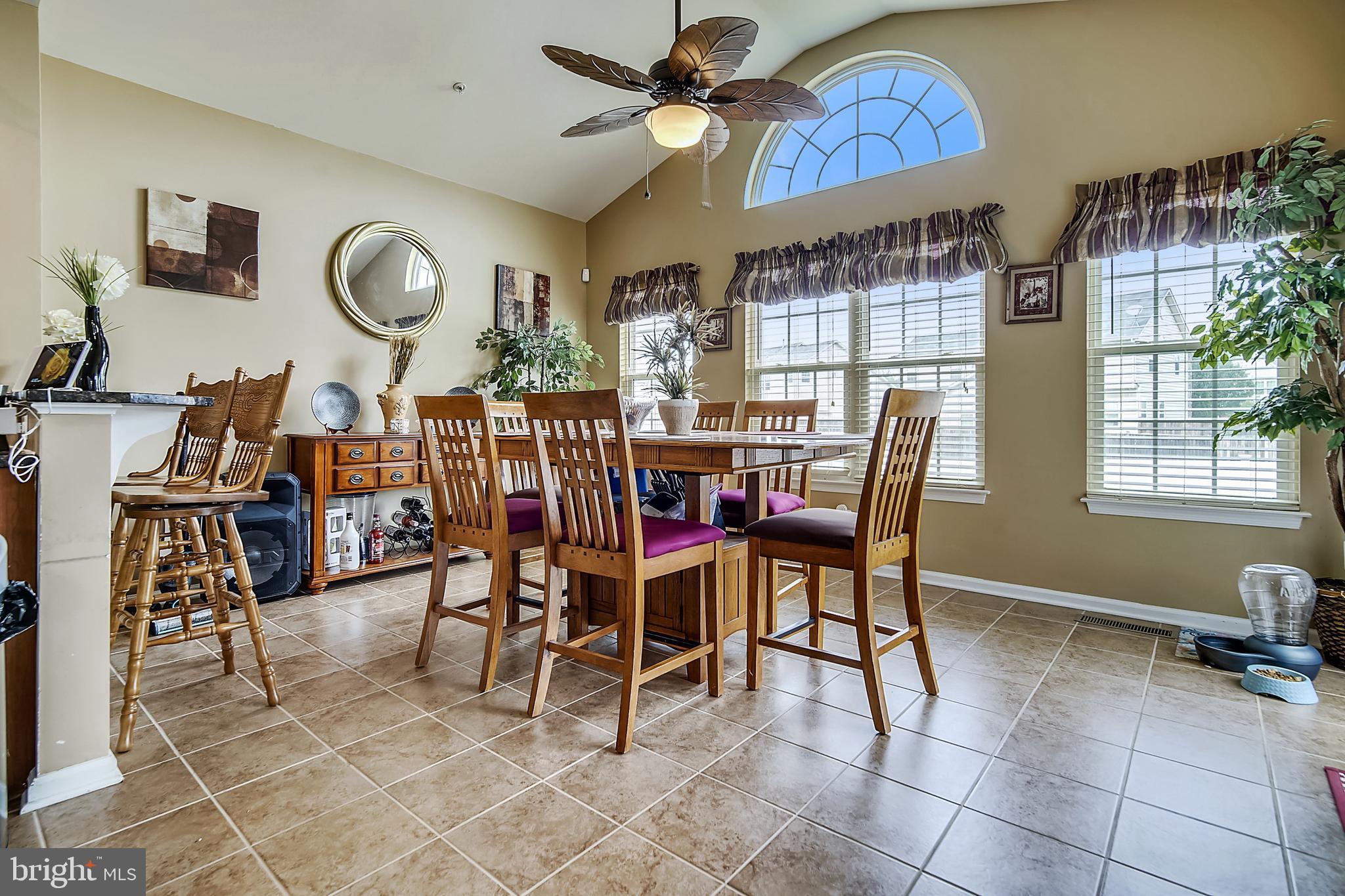 LINDEN GROVE - Residential