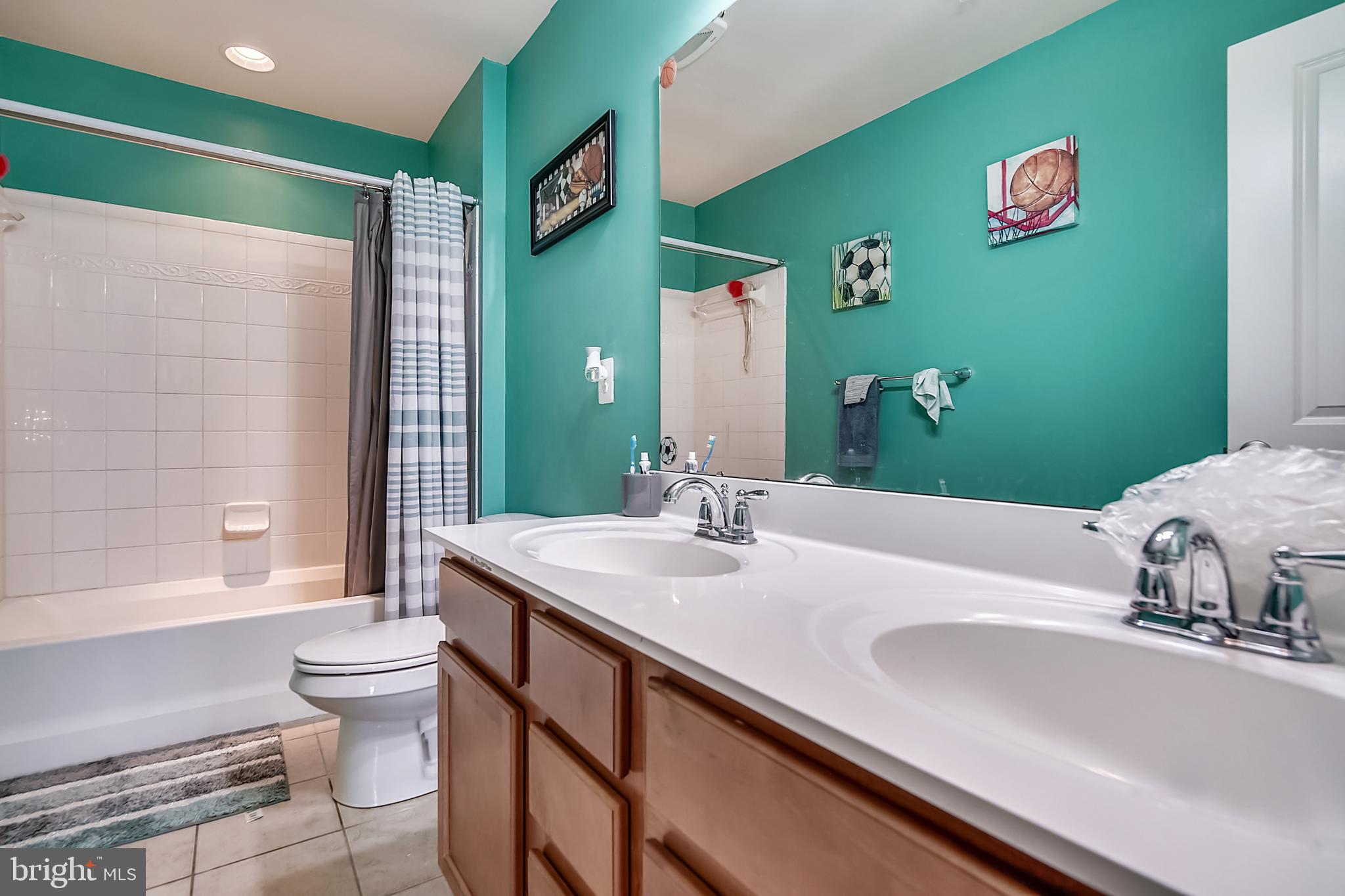 LINDEN GROVE - Residential