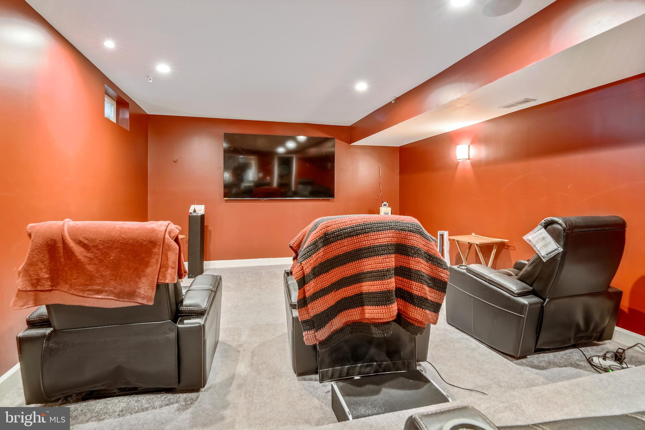 LINDEN GROVE - Residential