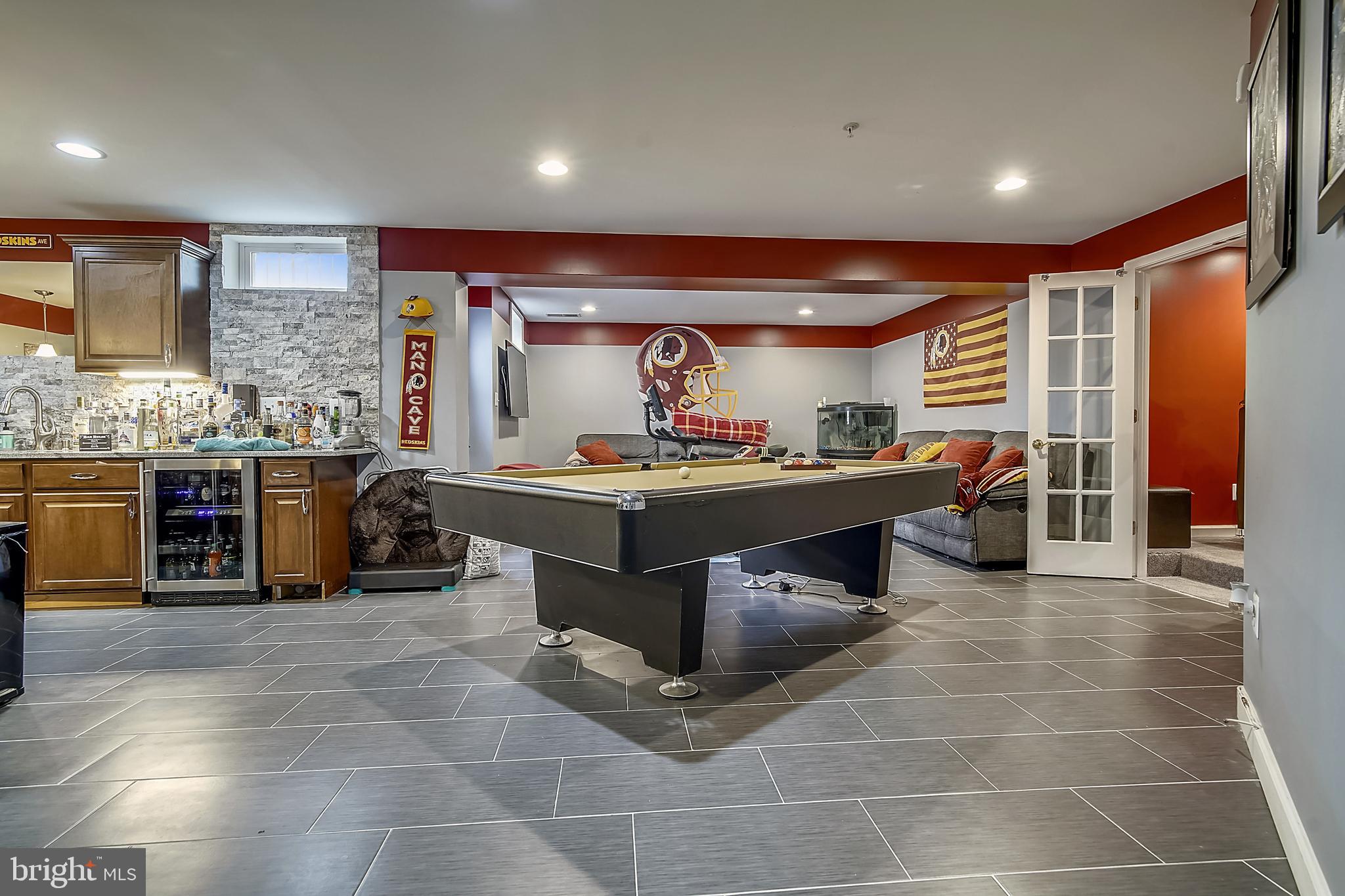 LINDEN GROVE - Residential