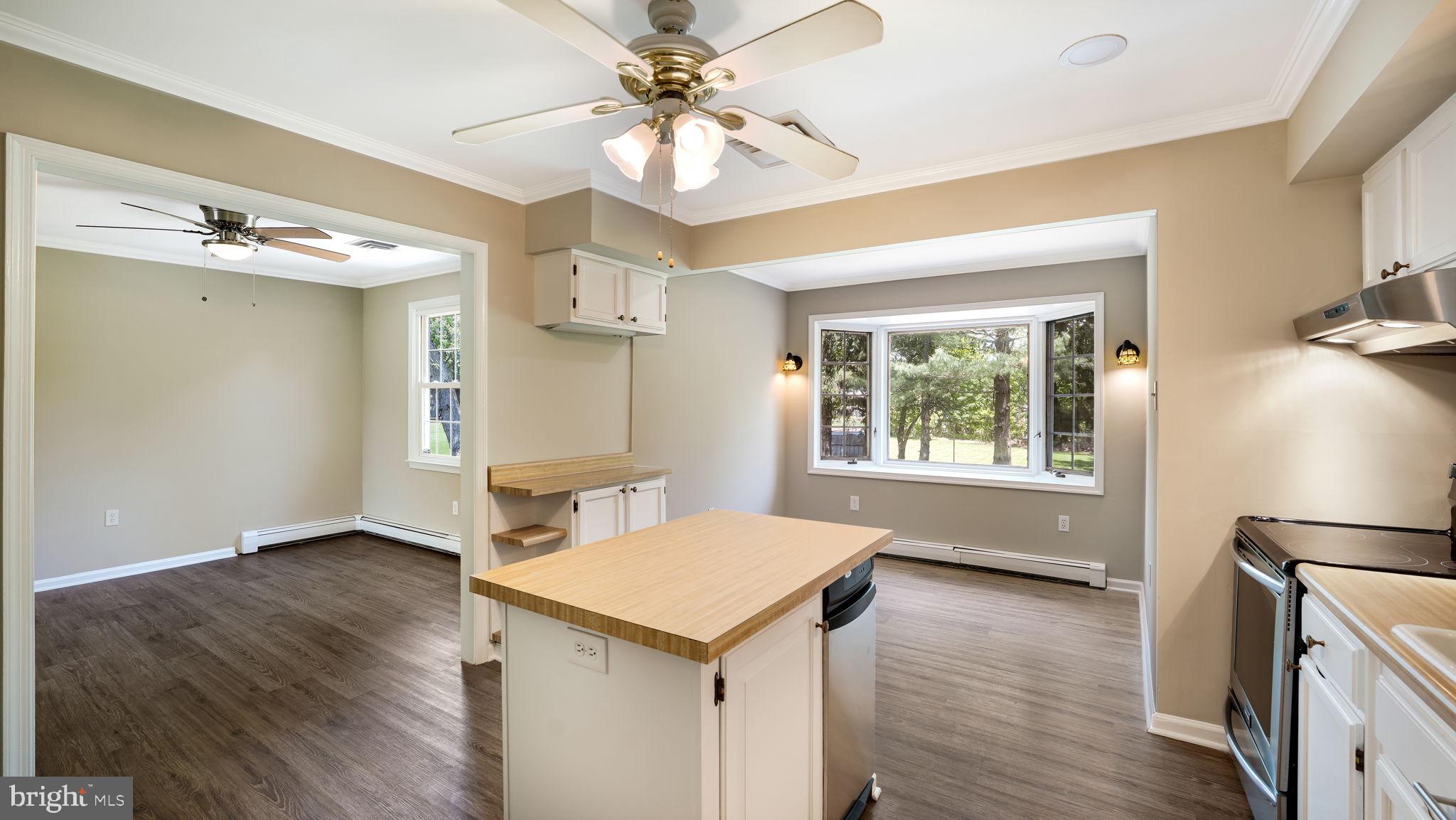 WOODS OF PEBBLE HI - Residential