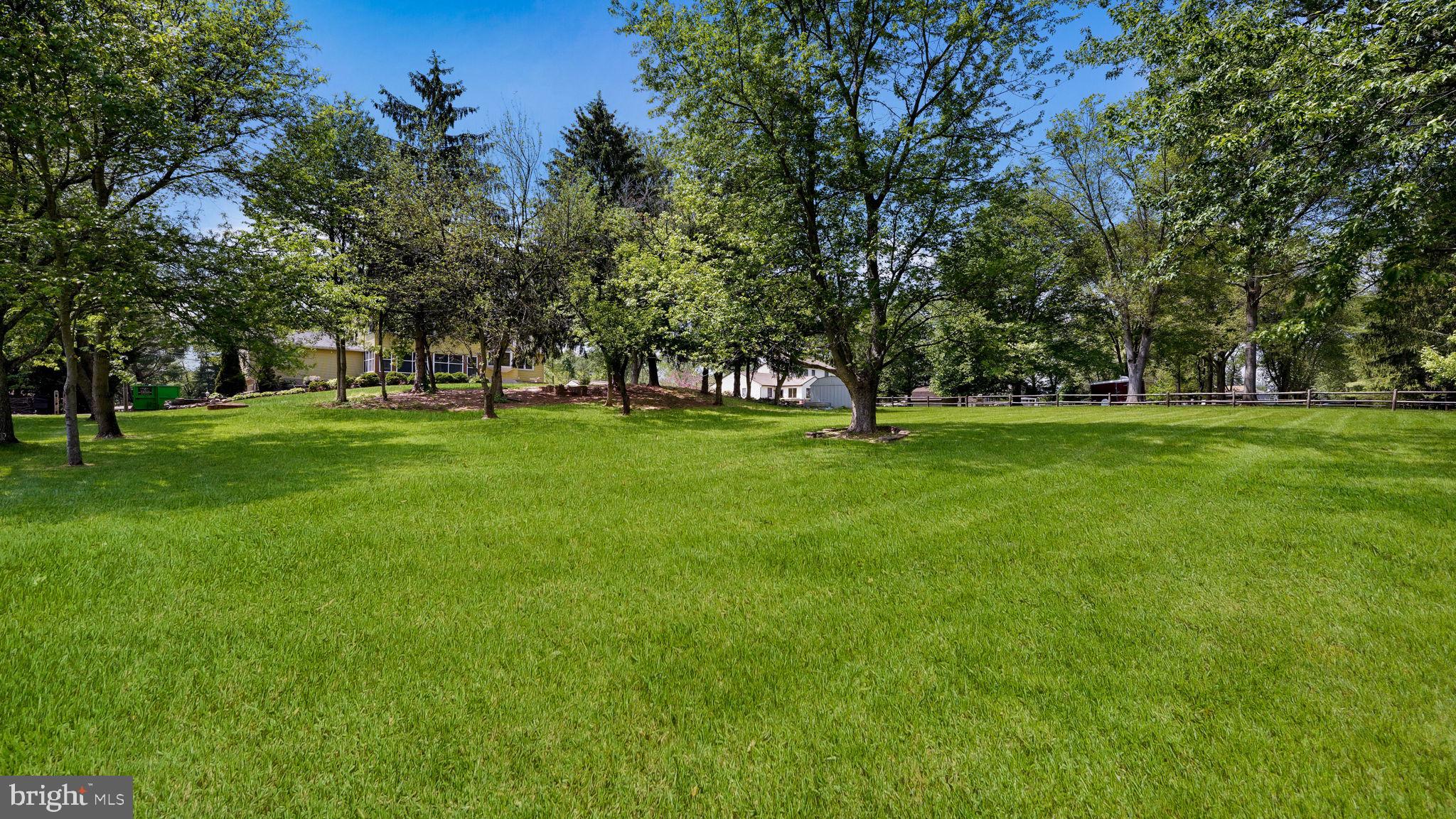 WOODS OF PEBBLE HI - Residential