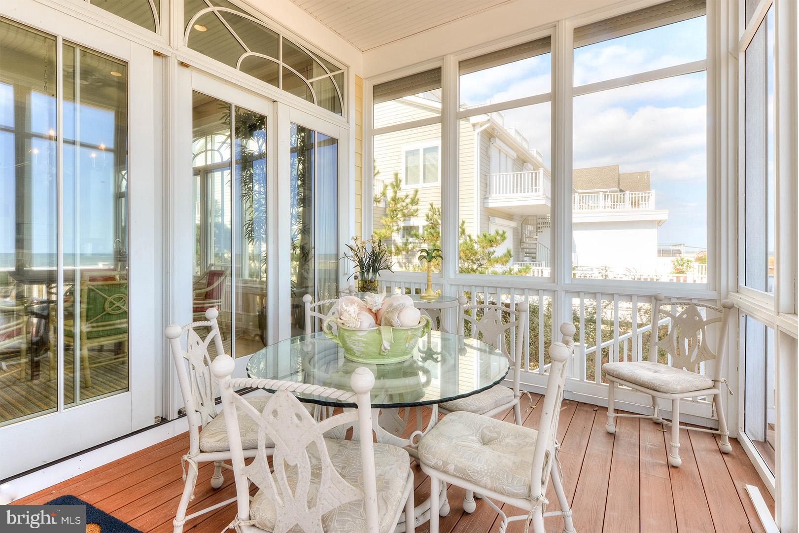 NORTH SHORES - Residential