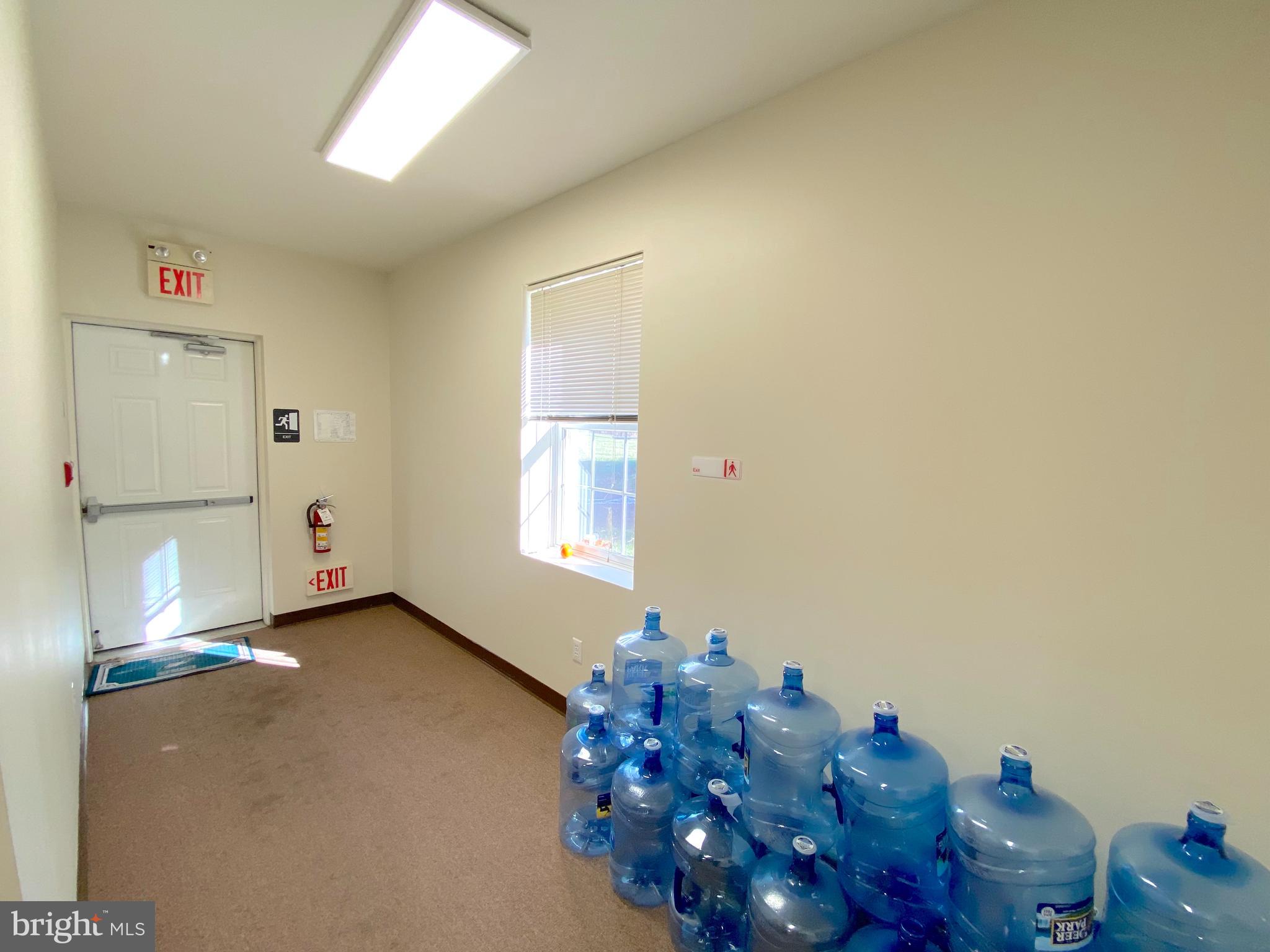 EVANSBURG - Commercial Lease