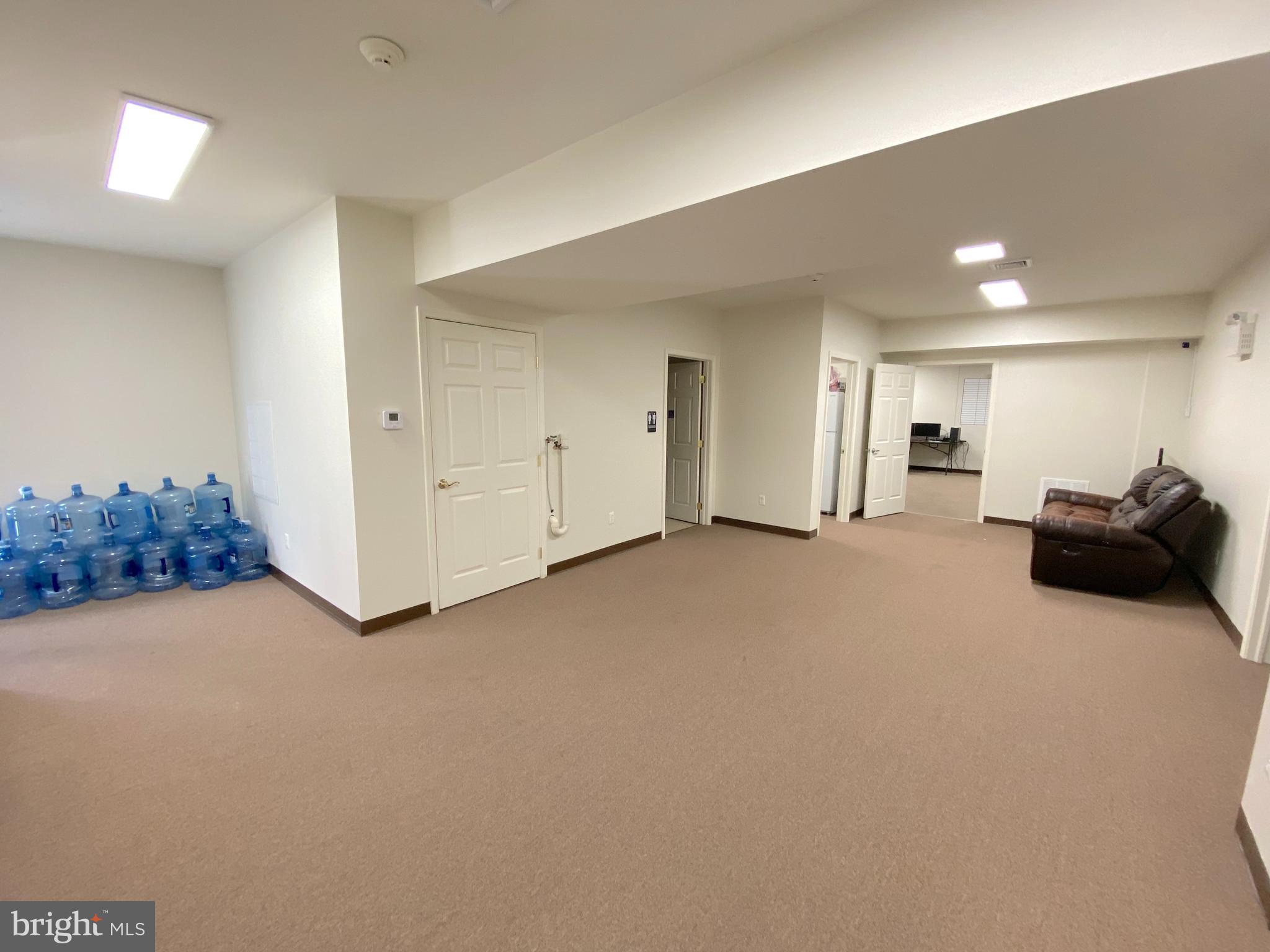 EVANSBURG - Commercial Lease