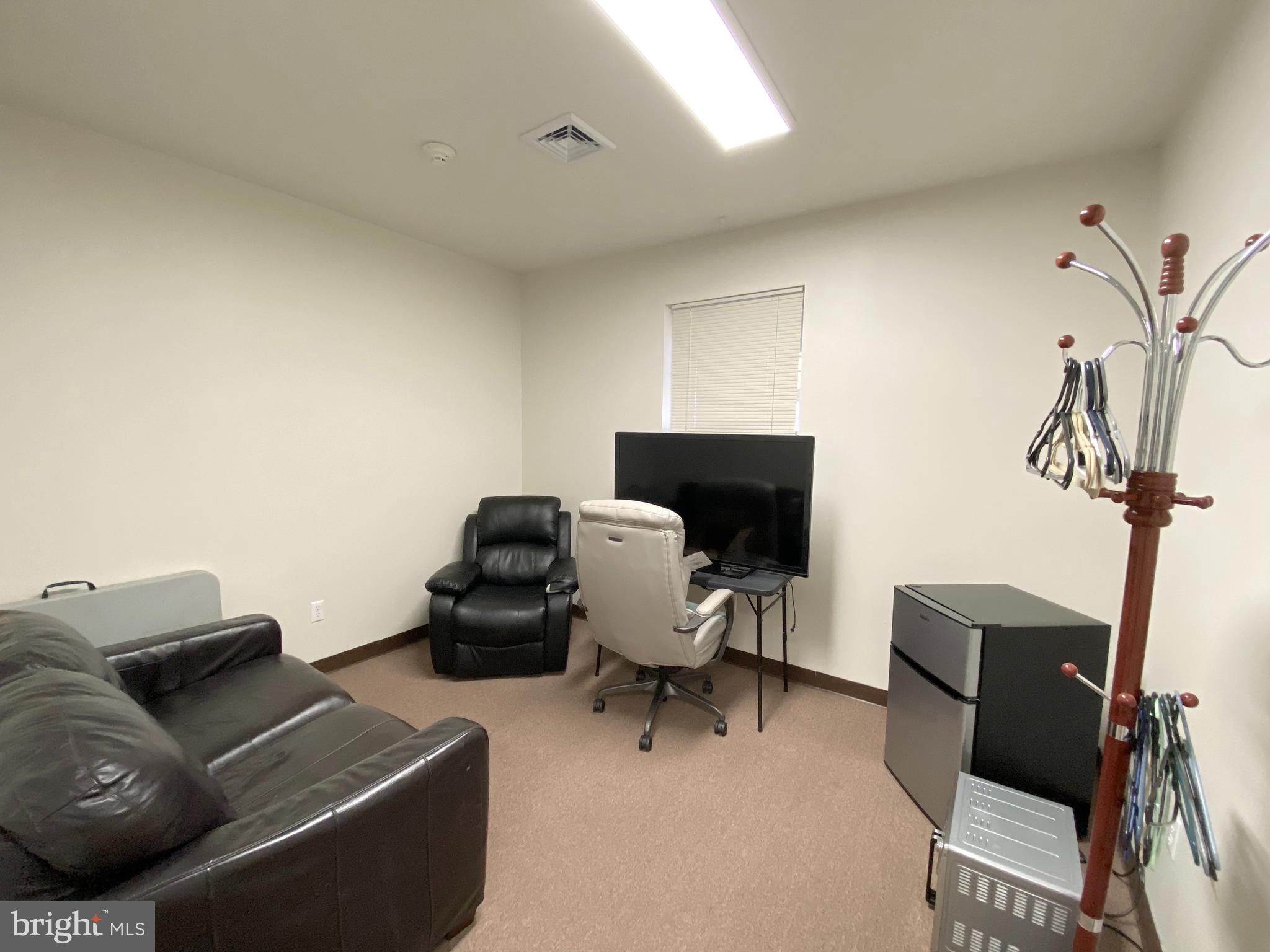 EVANSBURG - Commercial Lease