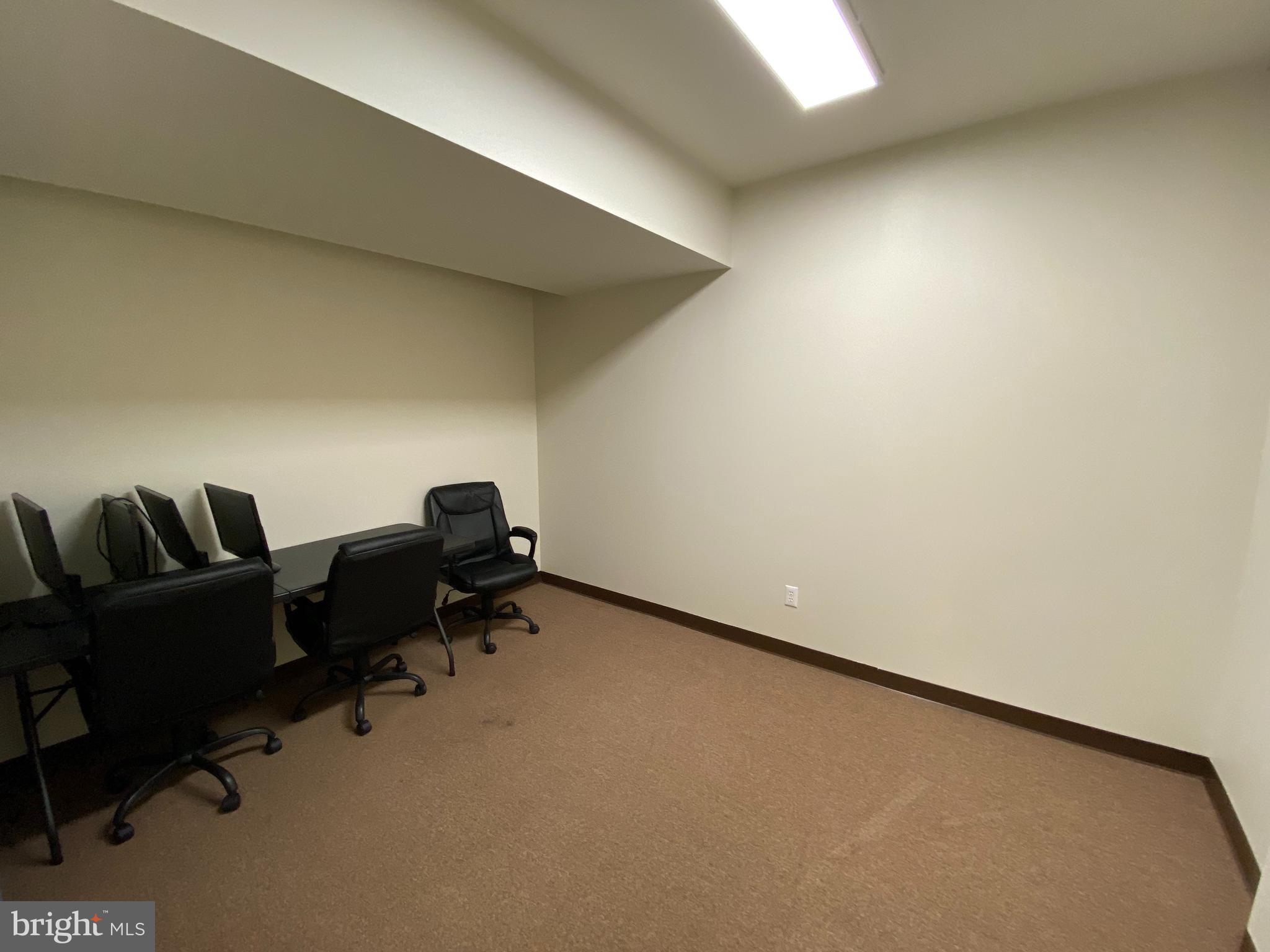 EVANSBURG - Commercial Lease