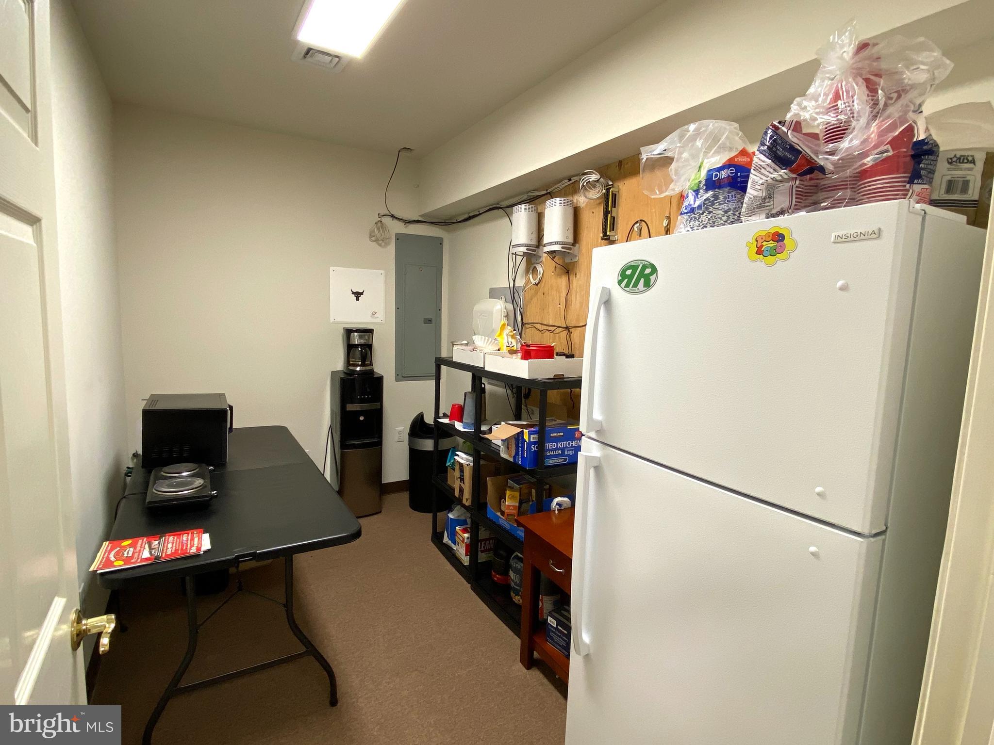 EVANSBURG - Commercial Lease