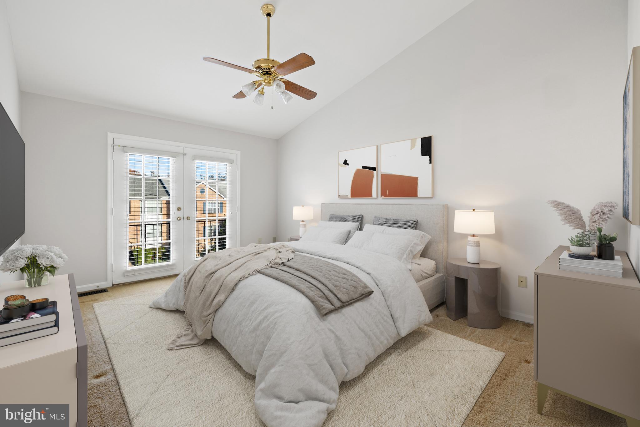 MIRROR RIDGE - Residential