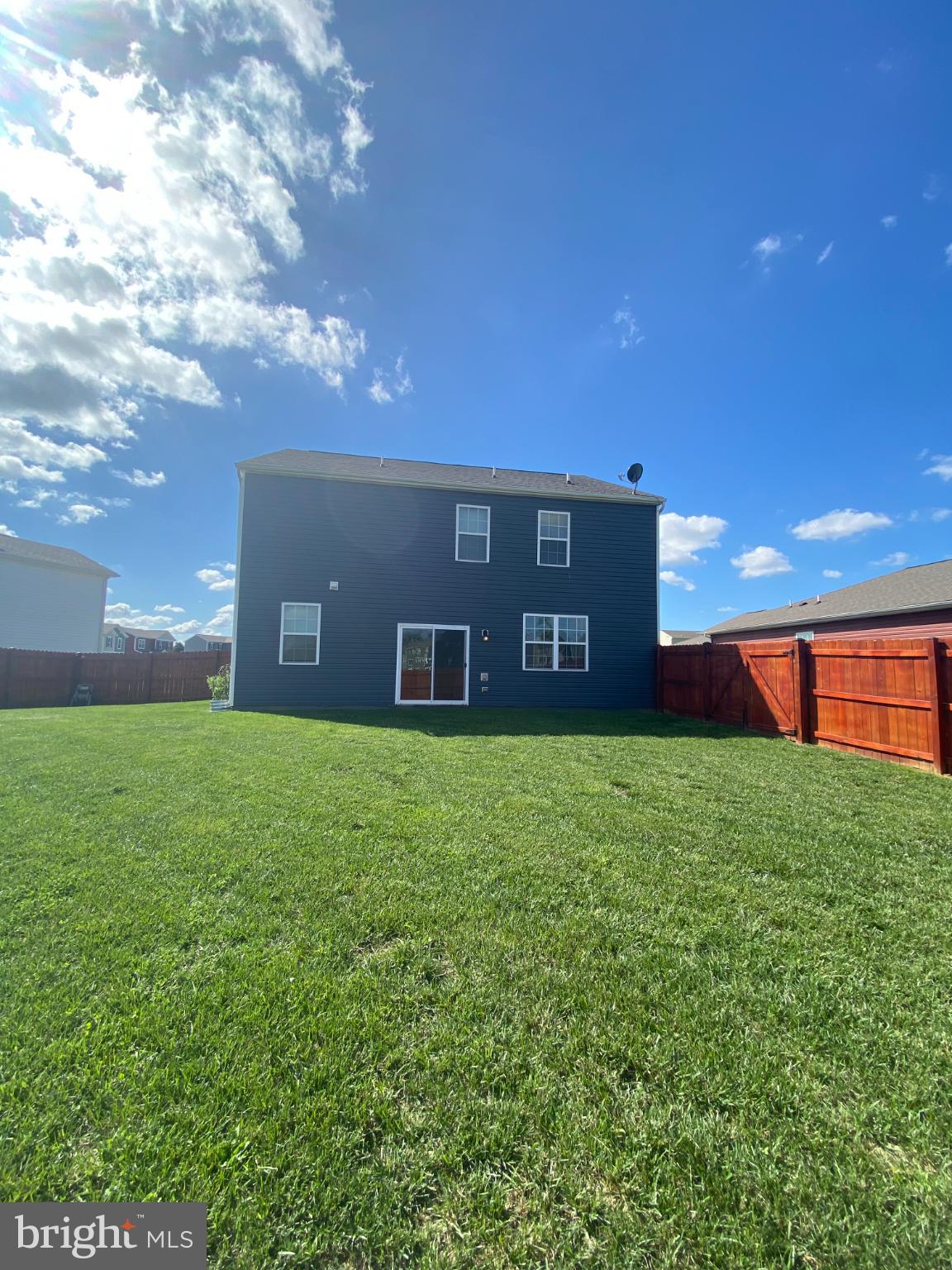 MAGNOLIA SPRINGS - Residential Lease