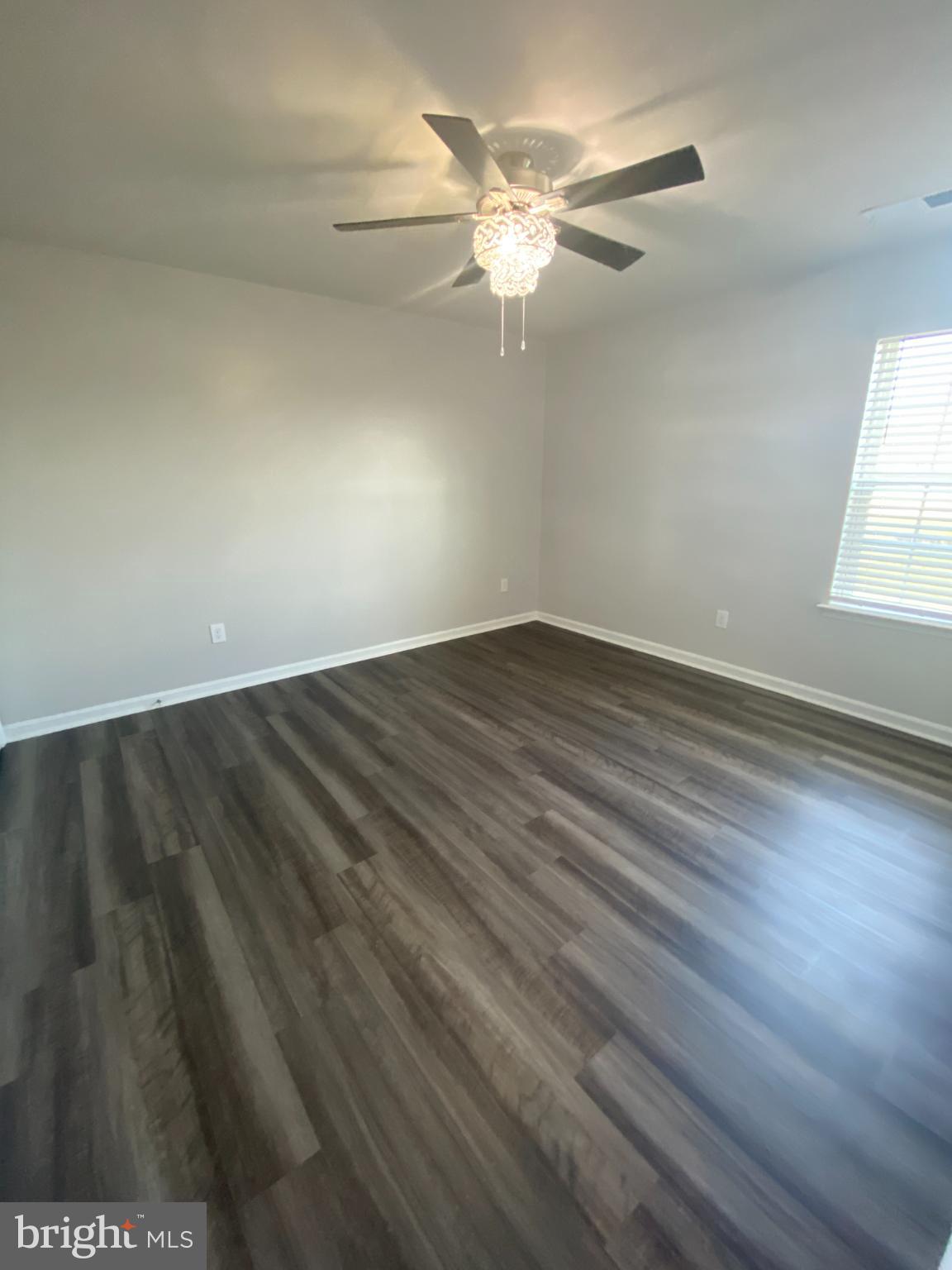 MAGNOLIA SPRINGS - Residential Lease