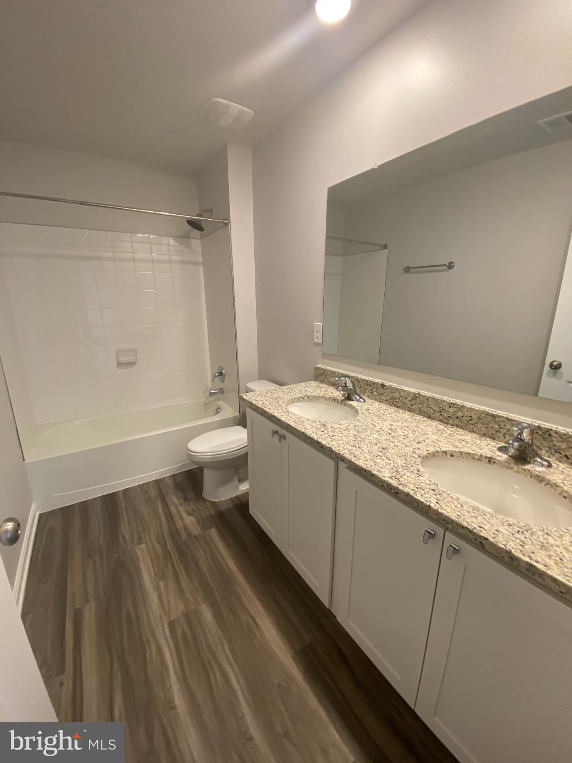 MAGNOLIA SPRINGS - Residential Lease