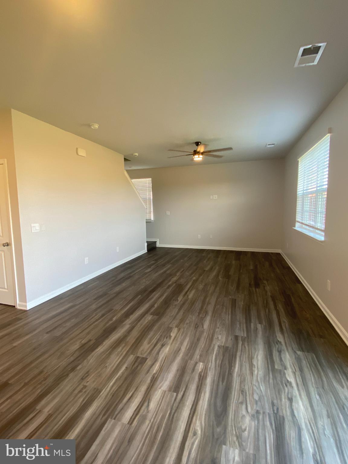 MAGNOLIA SPRINGS - Residential Lease