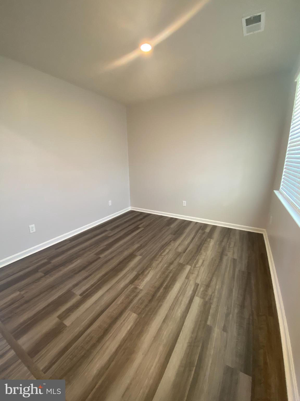 MAGNOLIA SPRINGS - Residential Lease