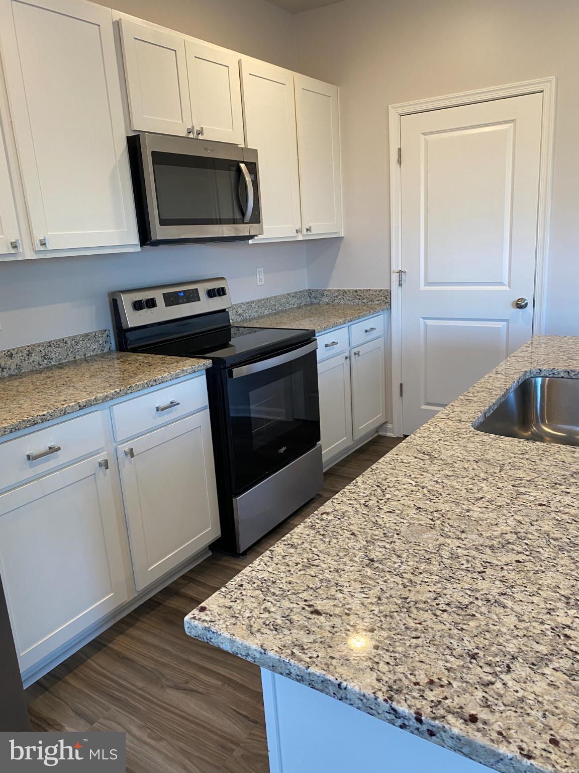 MAGNOLIA SPRINGS - Residential Lease