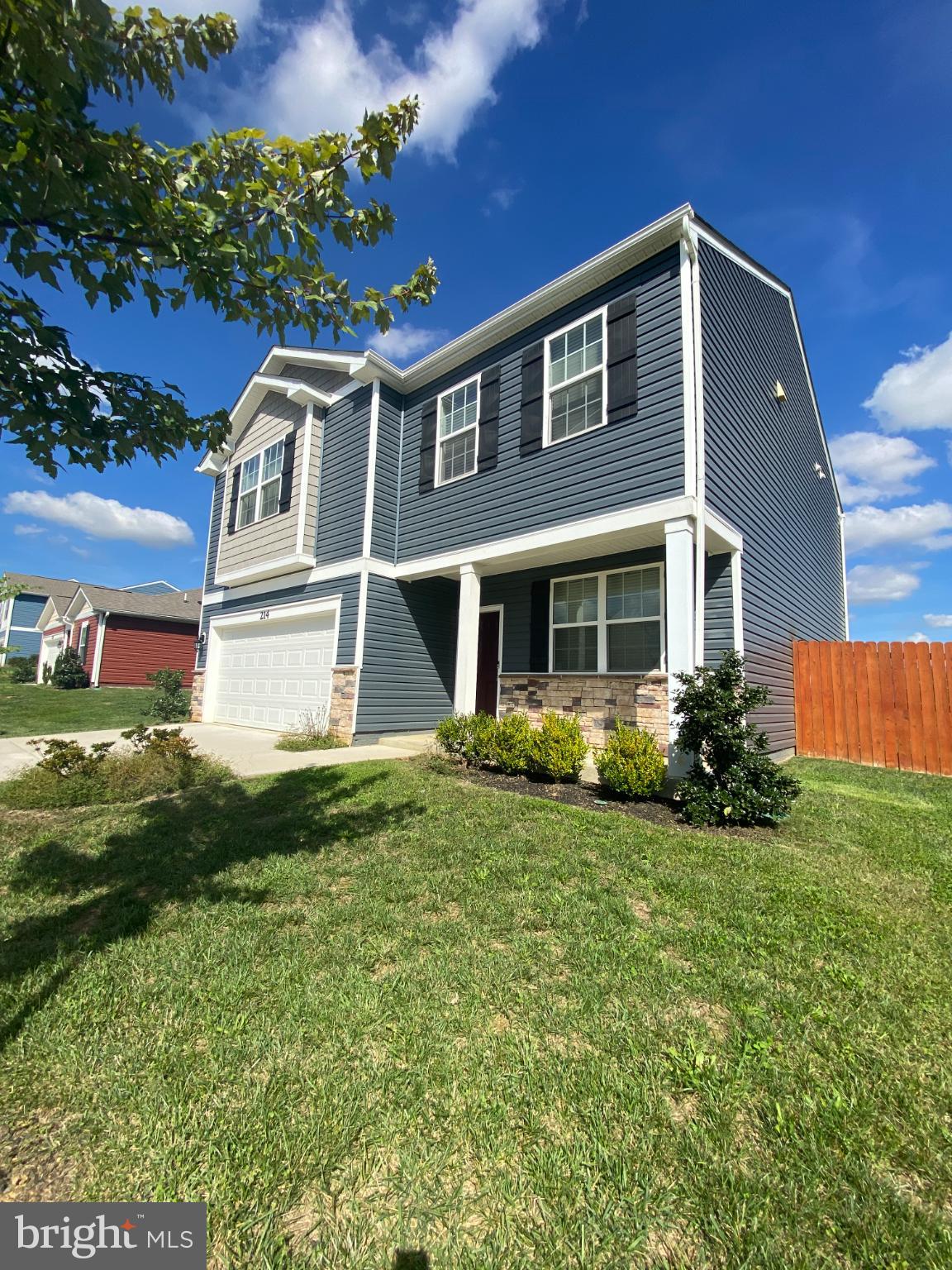 MAGNOLIA SPRINGS - Residential Lease