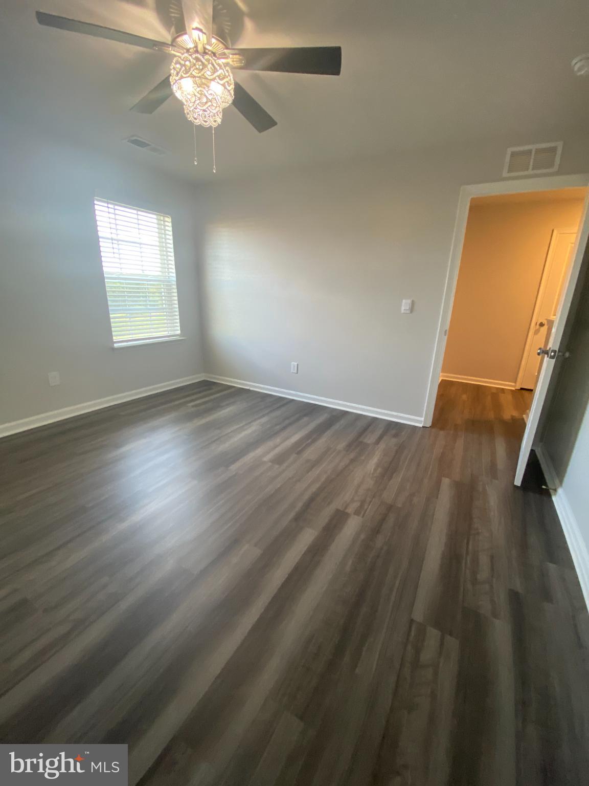 MAGNOLIA SPRINGS - Residential Lease