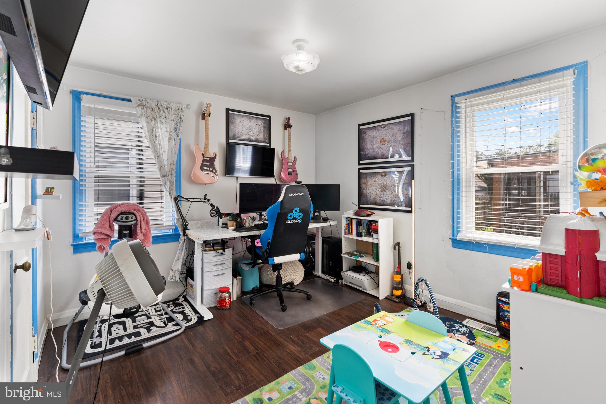 GLEN BURNIE - Residential