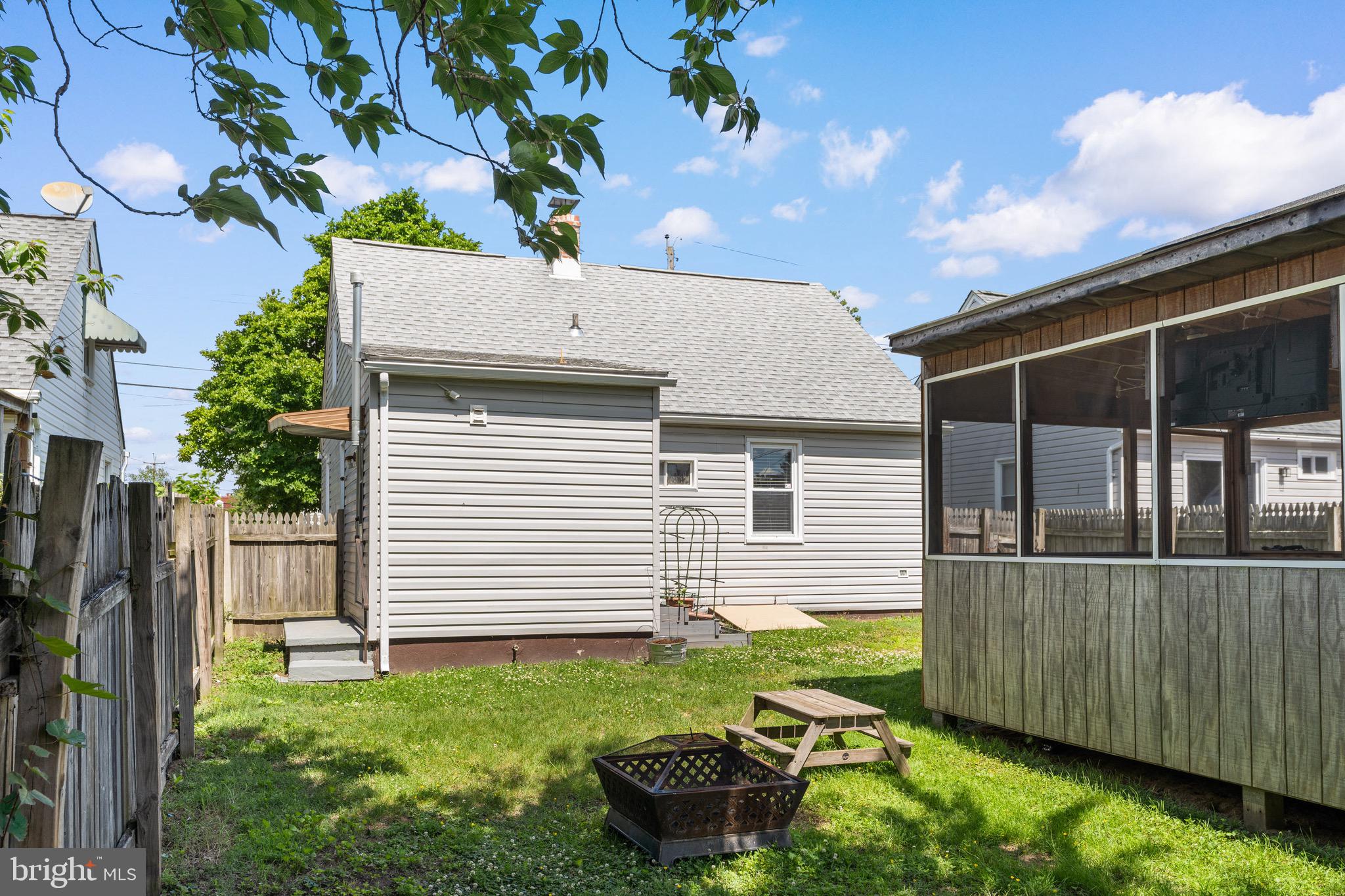 GLEN BURNIE - Residential