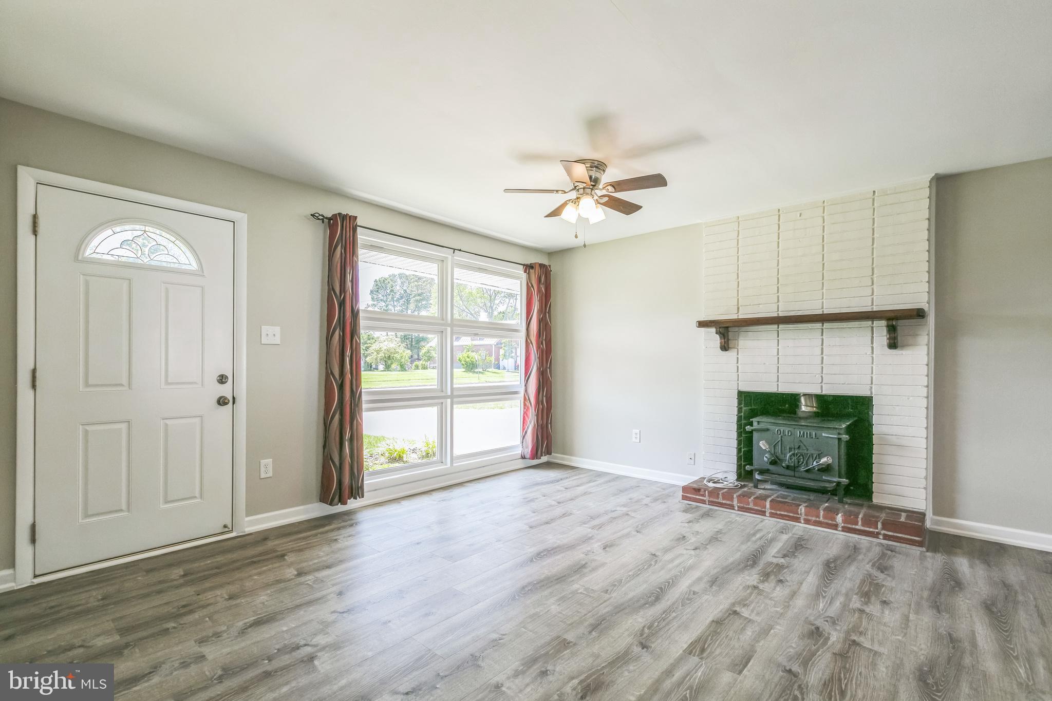 ROSE HILL FARMS - Residential Lease