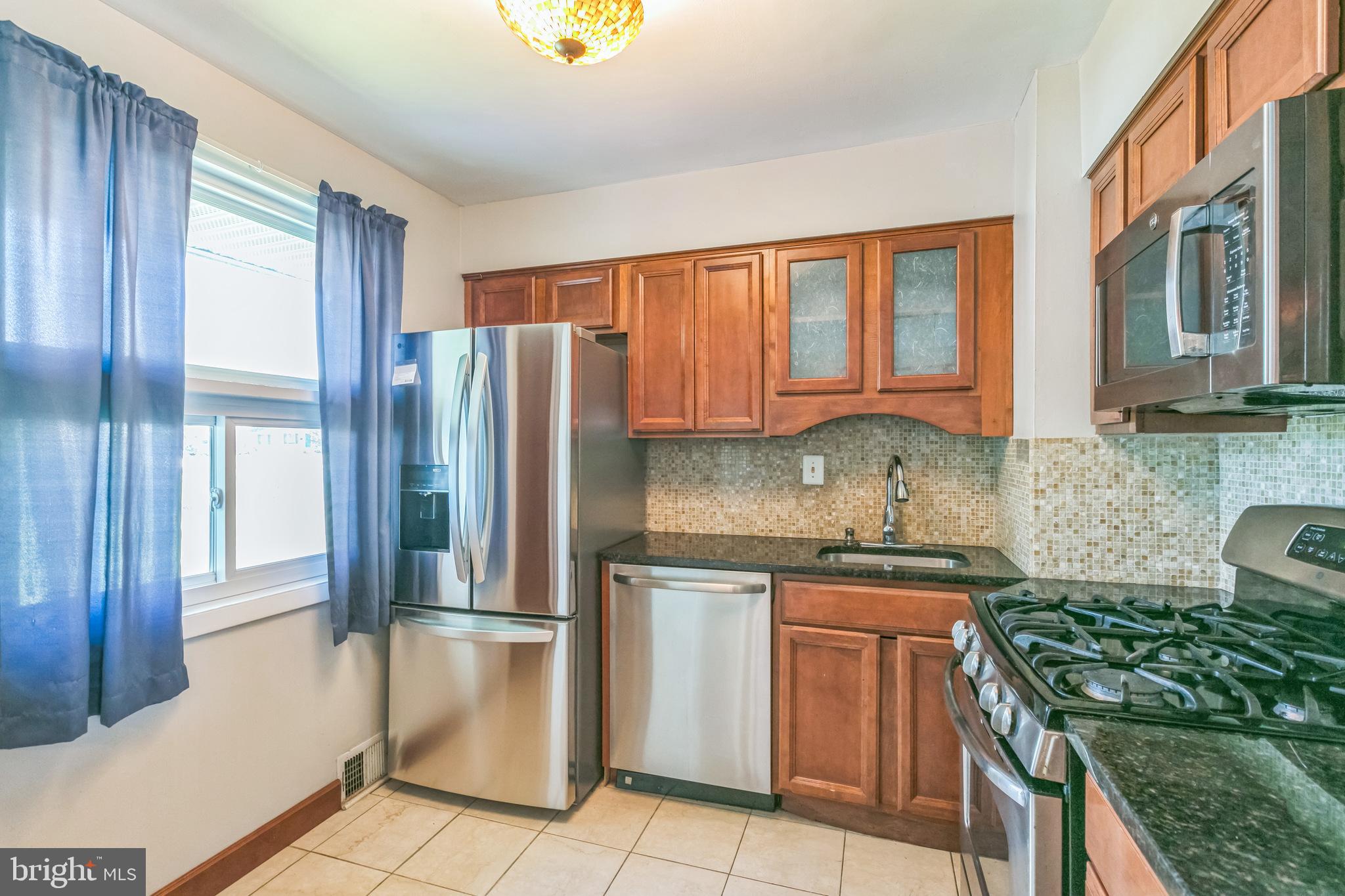 ROSE HILL FARMS - Residential Lease