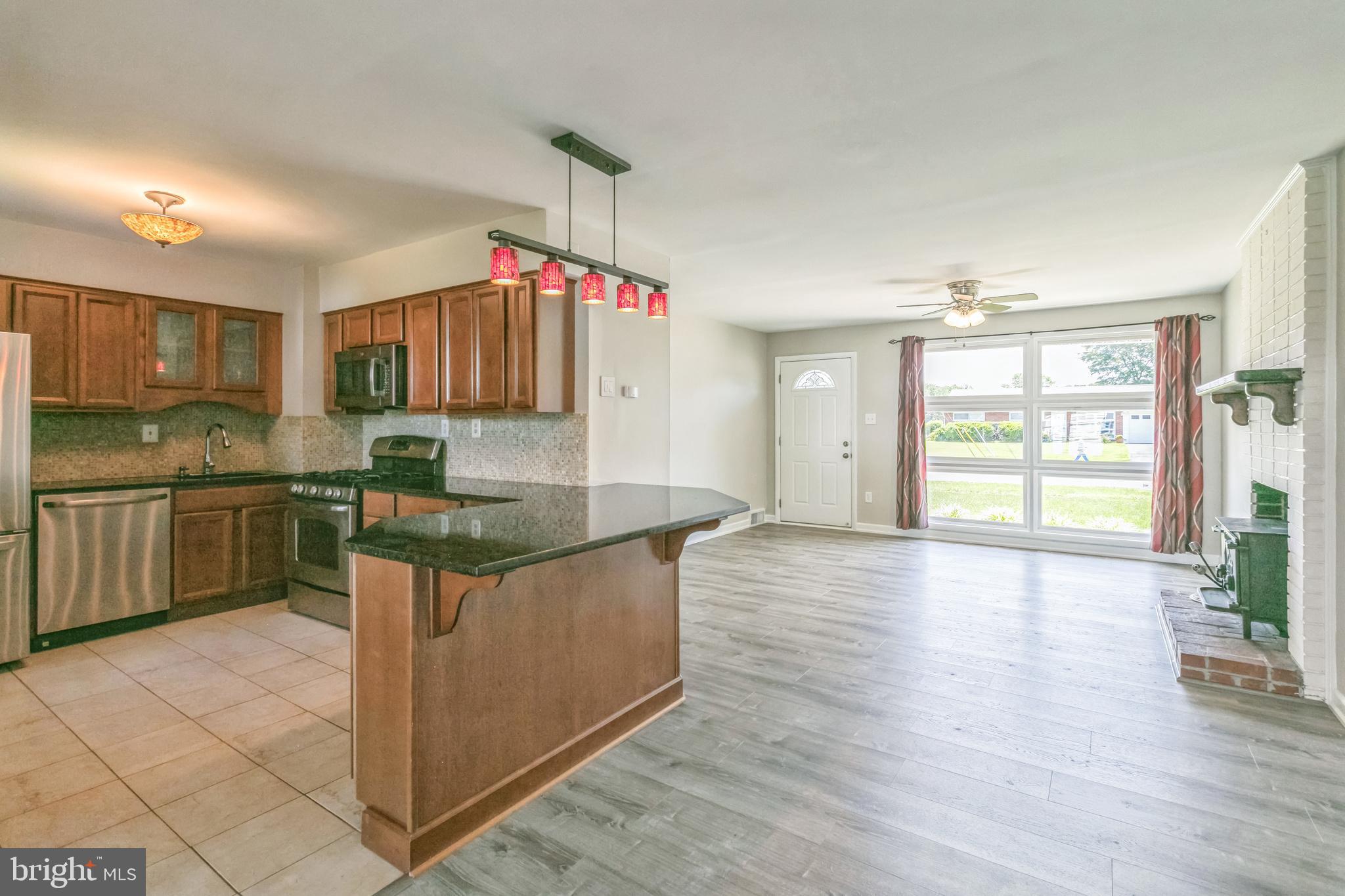 ROSE HILL FARMS - Residential Lease