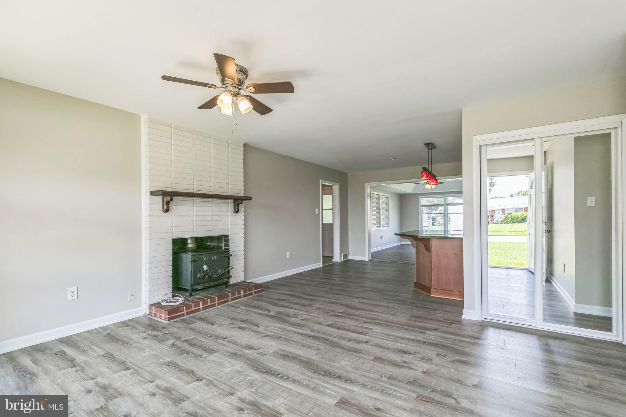 ROSE HILL FARMS - Residential Lease