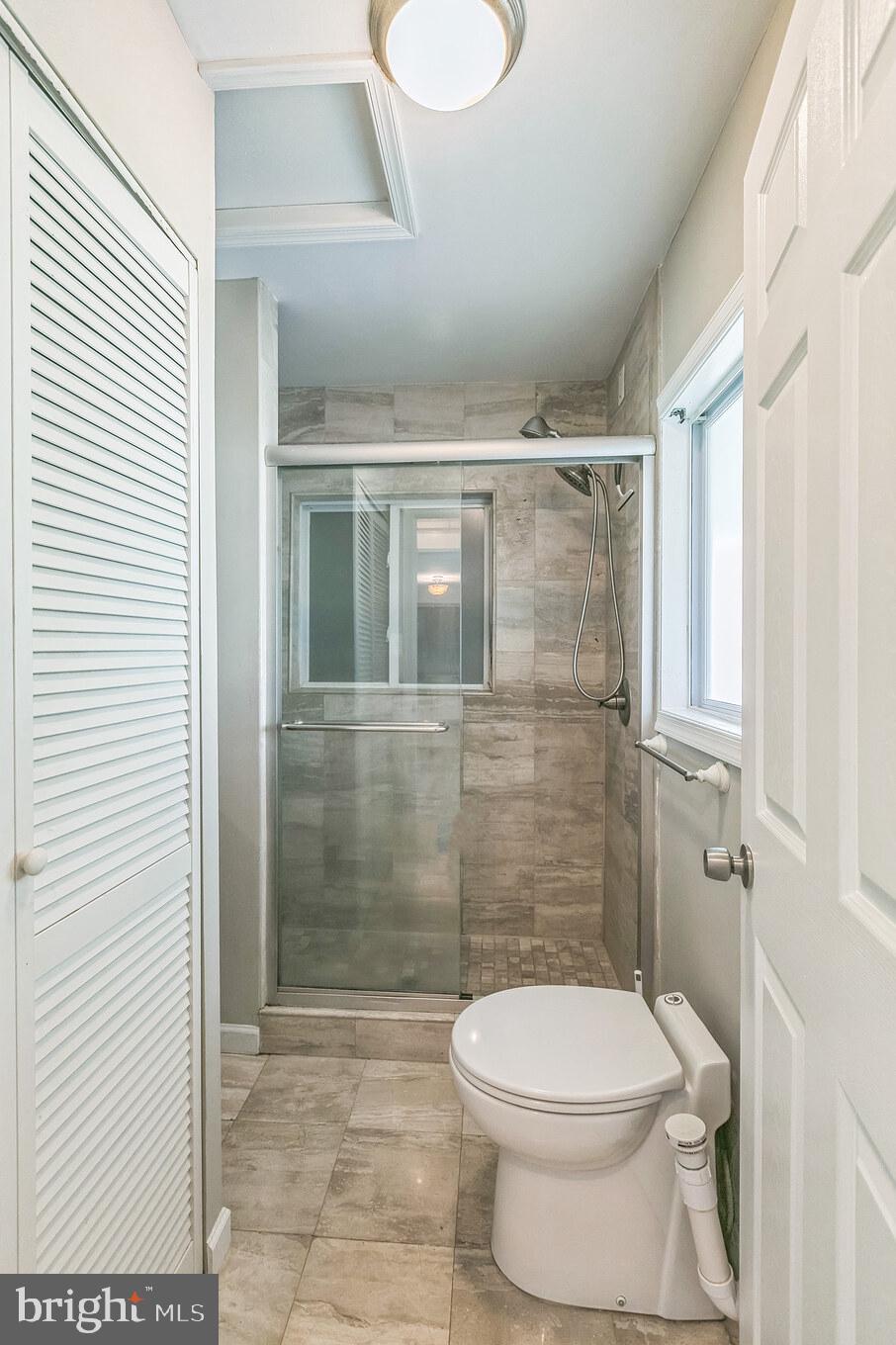 ROSE HILL FARMS - Residential Lease