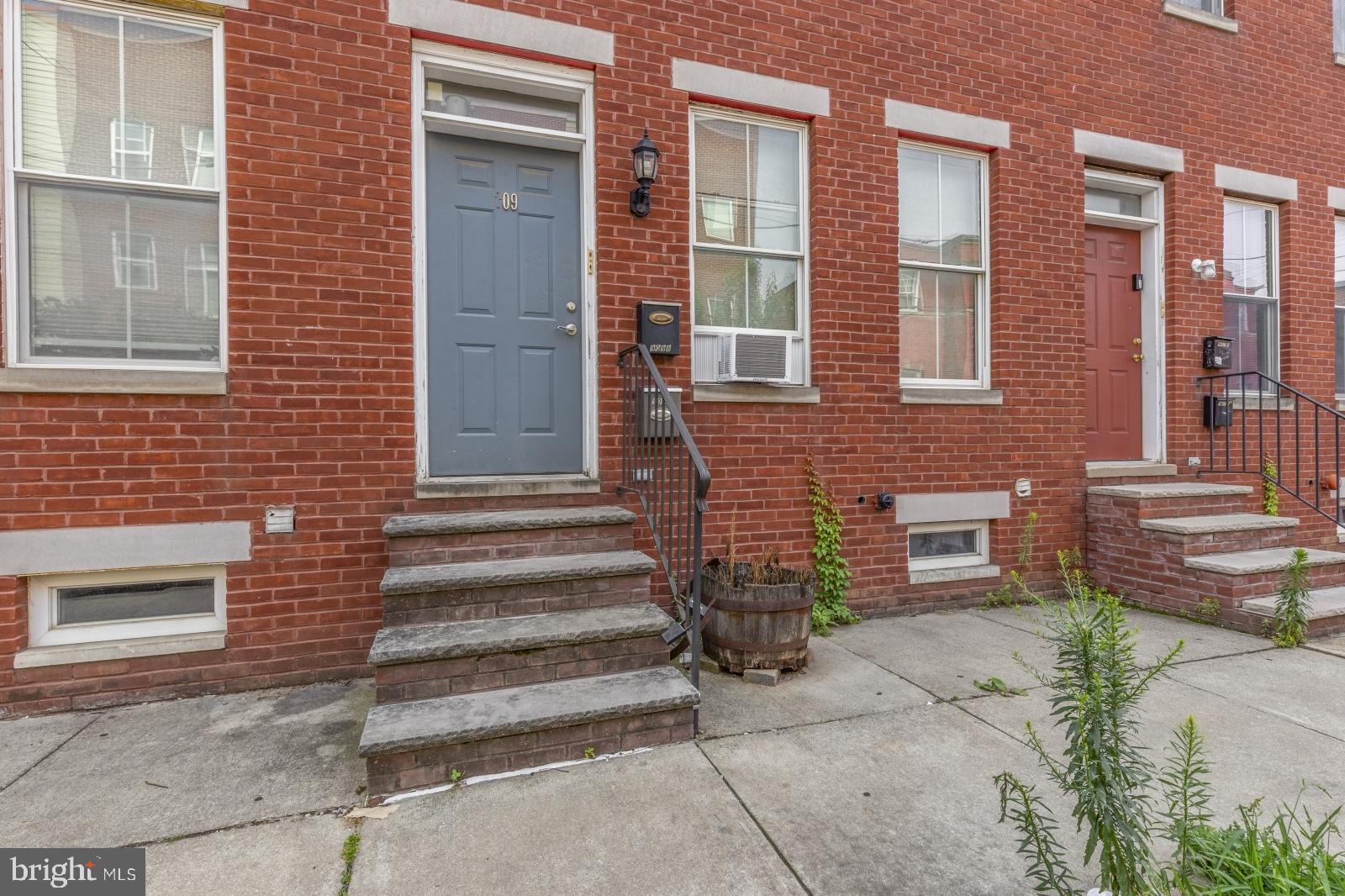 FRANCISVILLE - Residential Lease