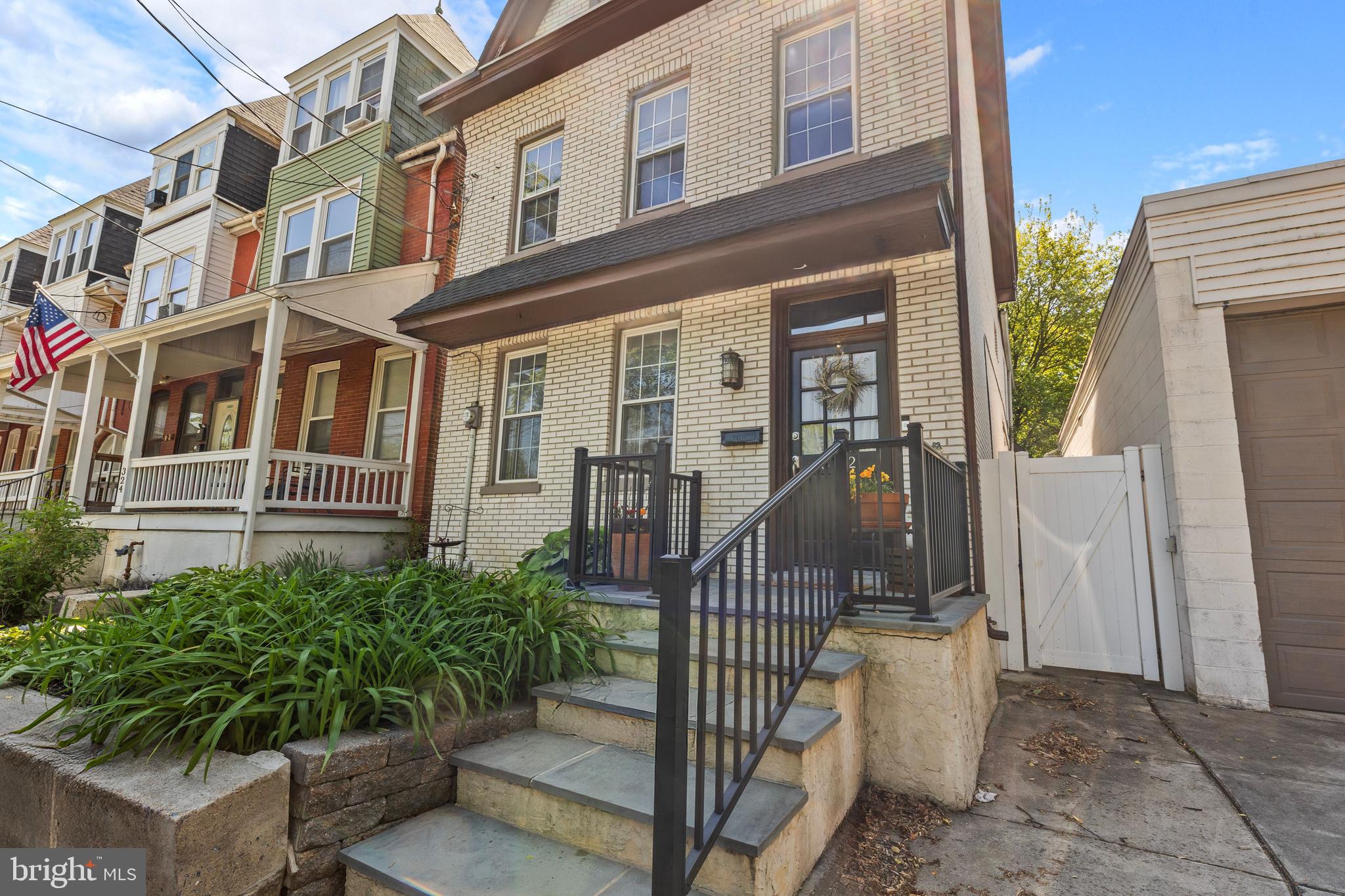 322 NEW HOLLAND AVENUE