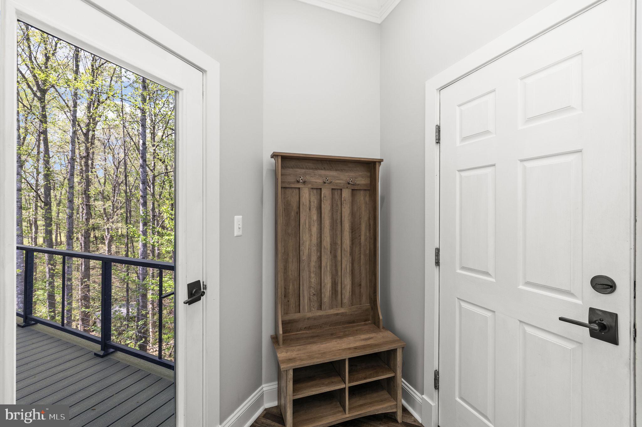 LAKESHORE WOODS - Residential