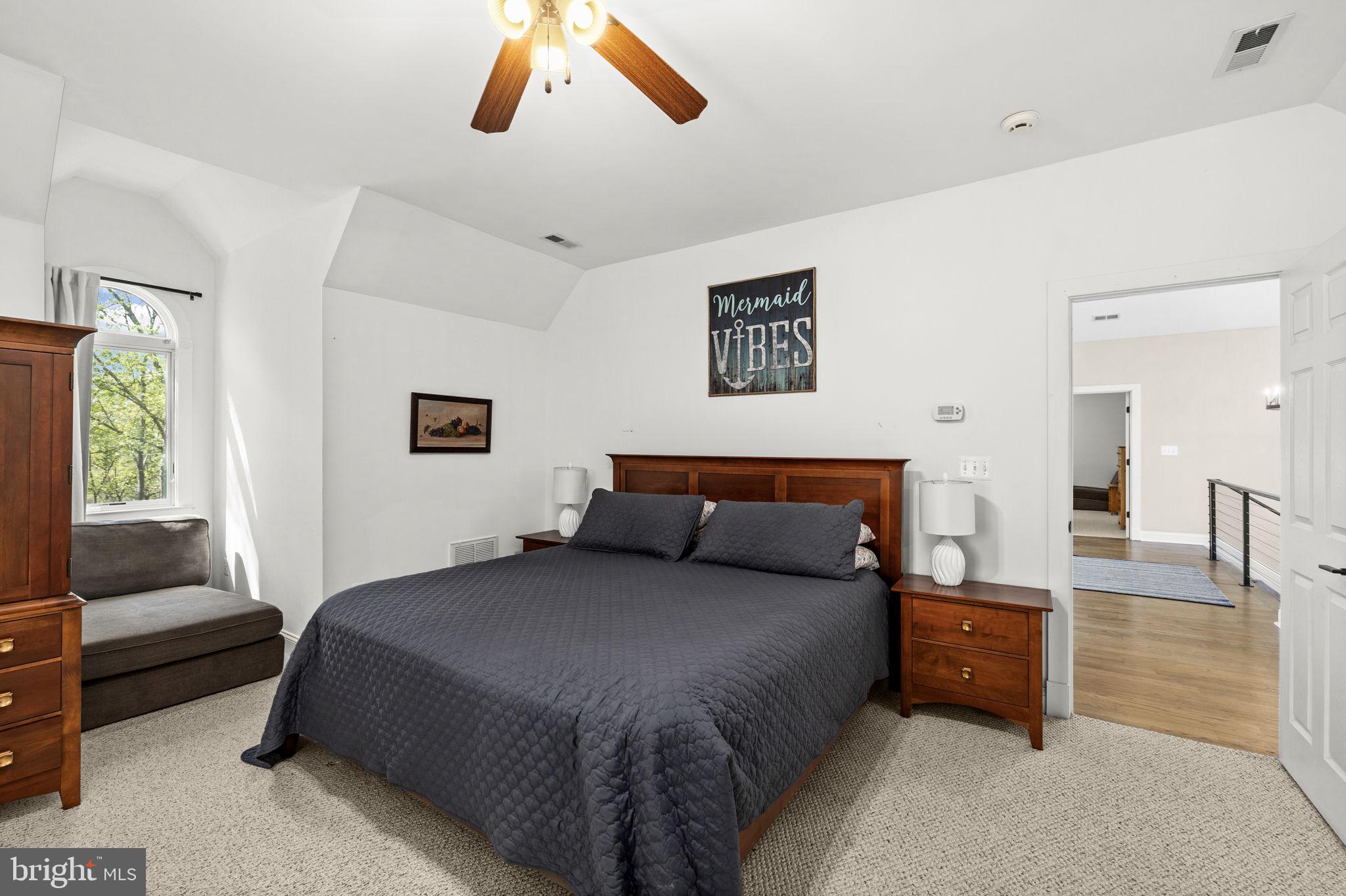 LAKESHORE WOODS - Residential