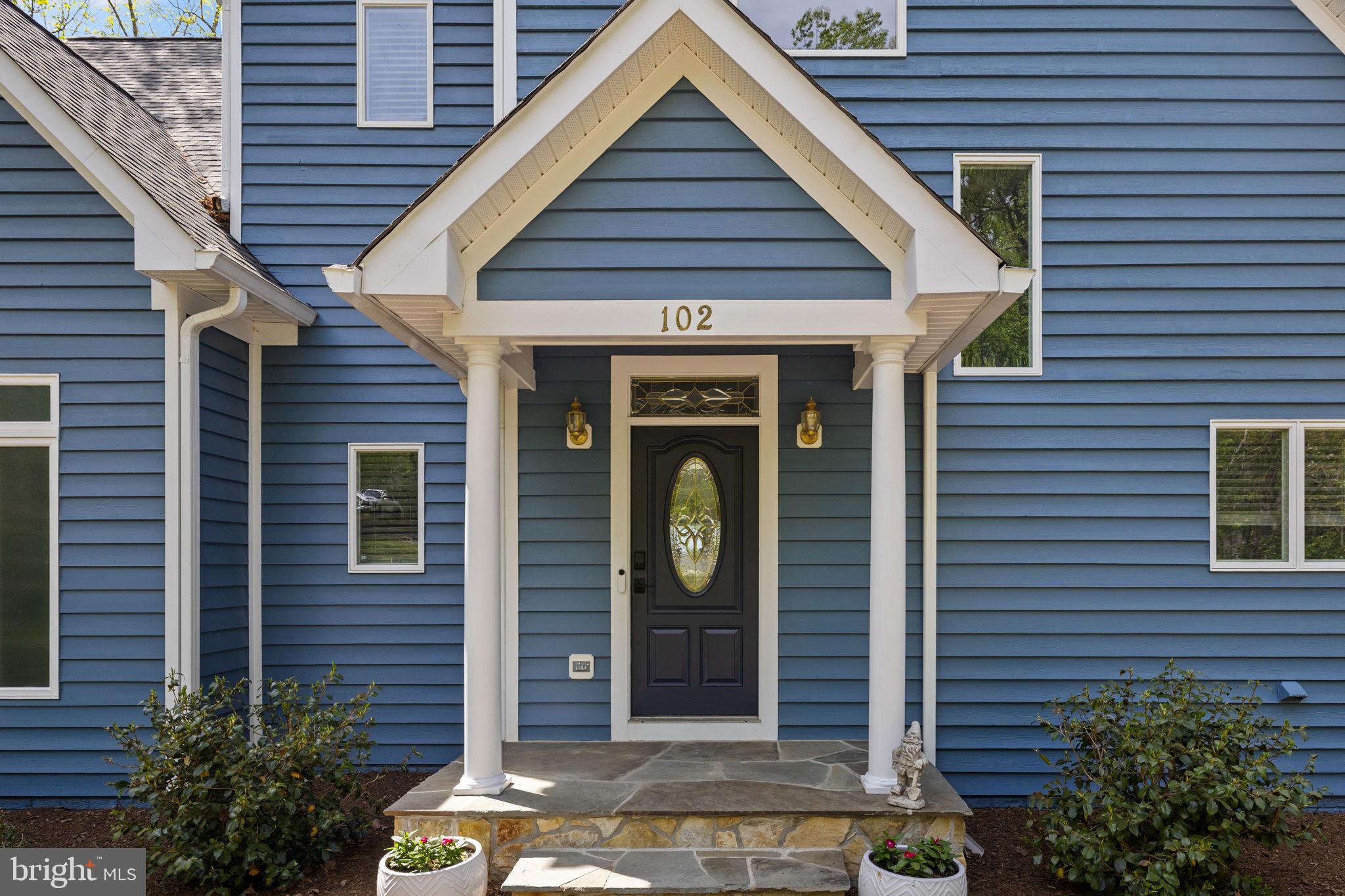 LAKESHORE WOODS - Residential