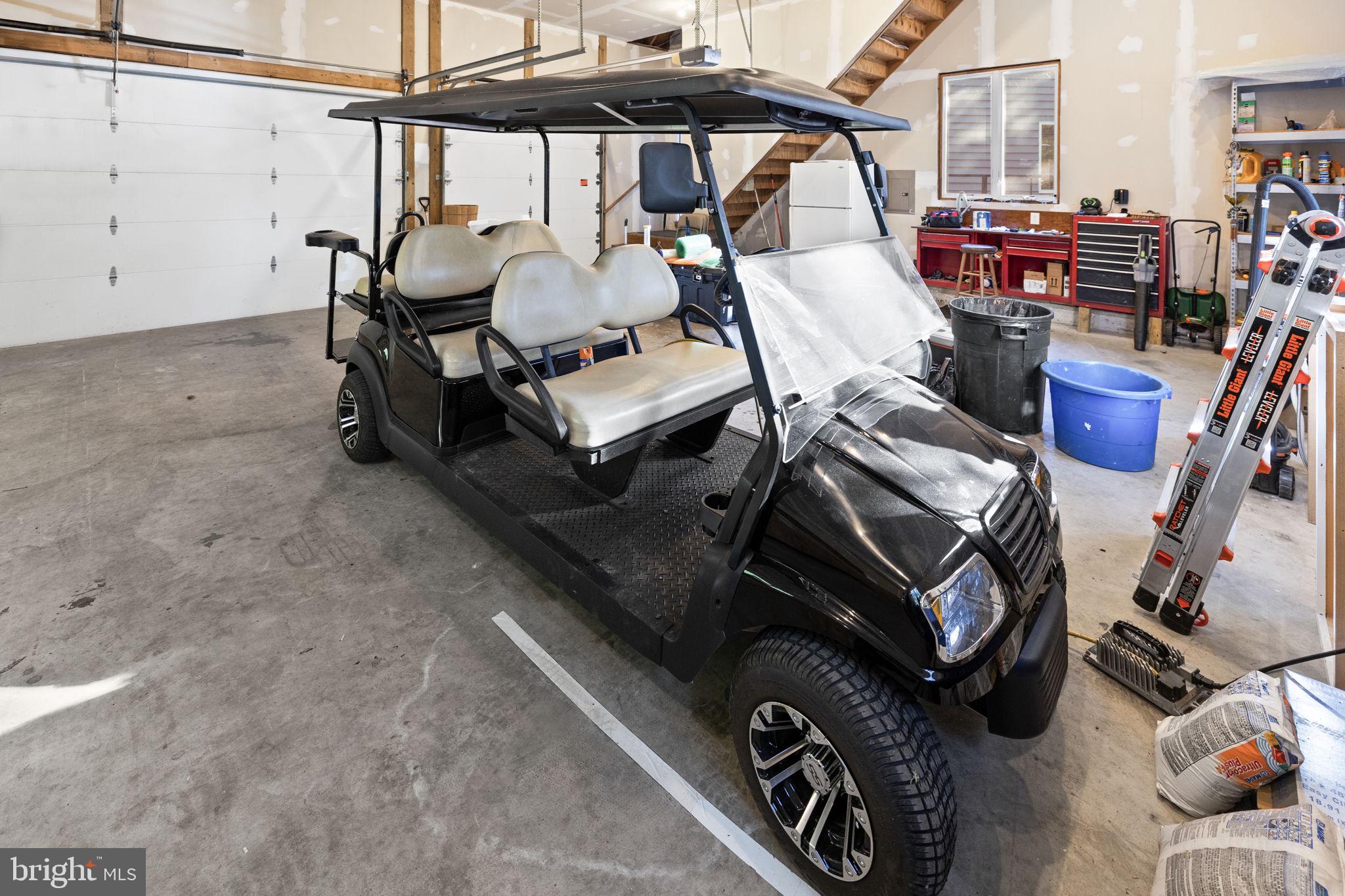 LAKESHORE WOODS - Residential